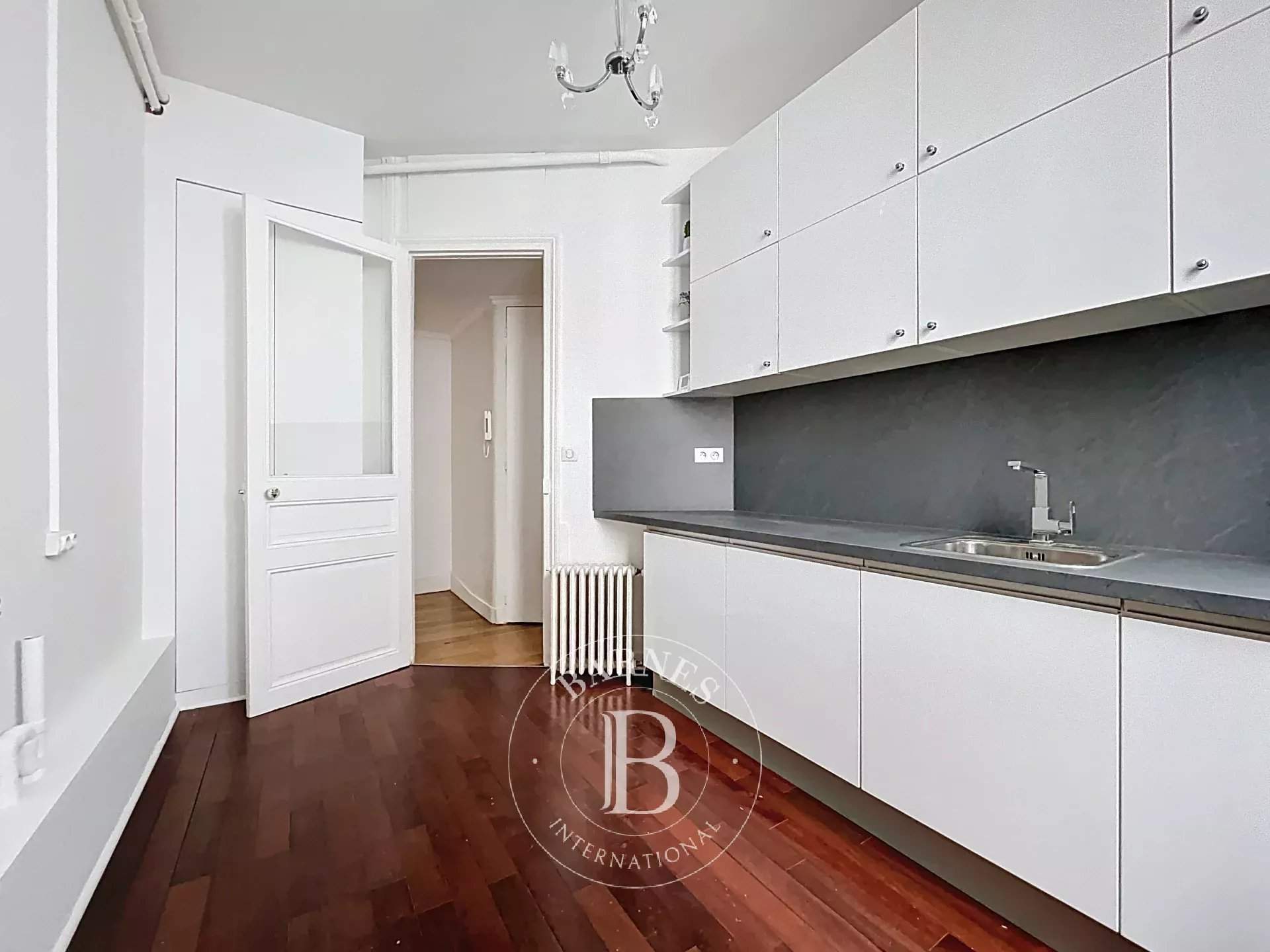 Paris  - Apartment 4 Bedrooms - picture 16