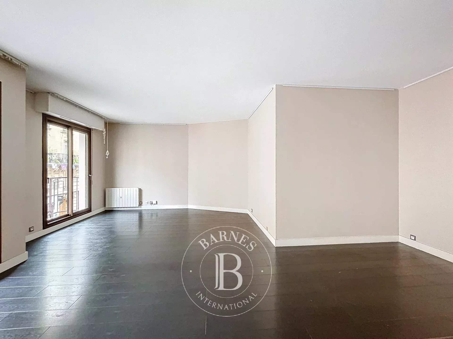 Paris  - Appartement 3 Pi&egrave;ces 2 Chambres - picture 6