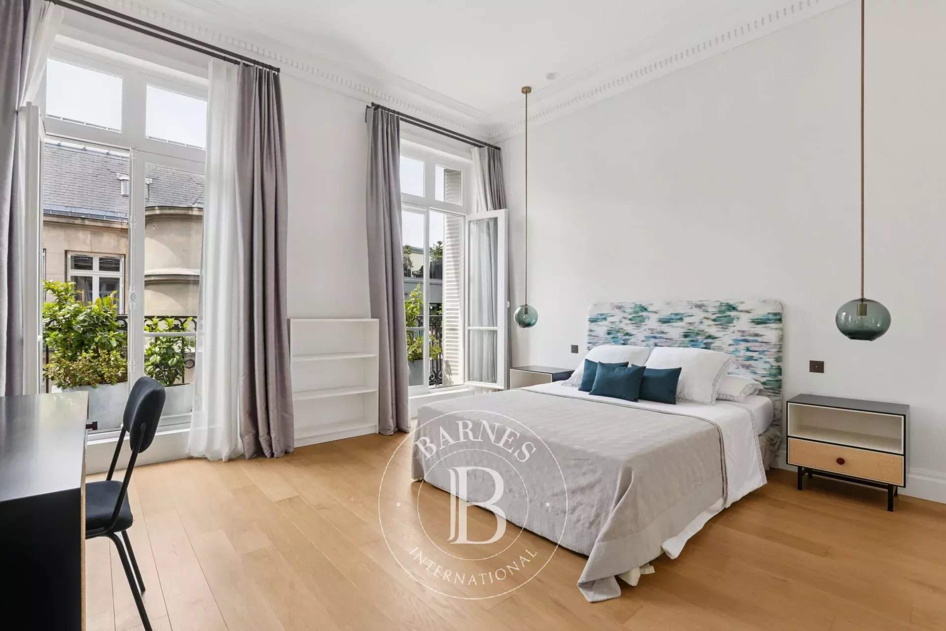 Paris  - Apartment 5 Bedrooms - picture 20