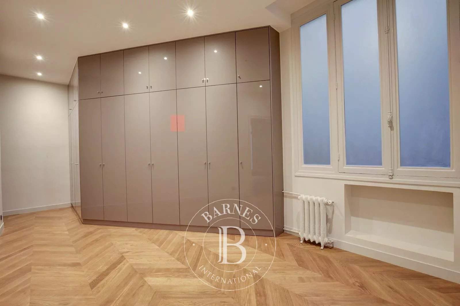 Paris  - Appartement 7 Pièces 4 Chambres - picture 11