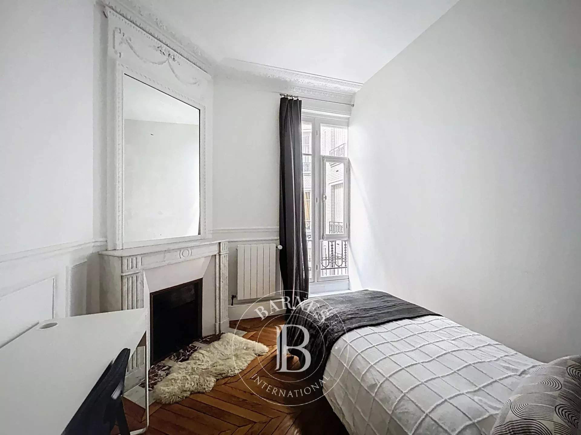 Paris  - Apartment 5 Bedrooms - picture 16