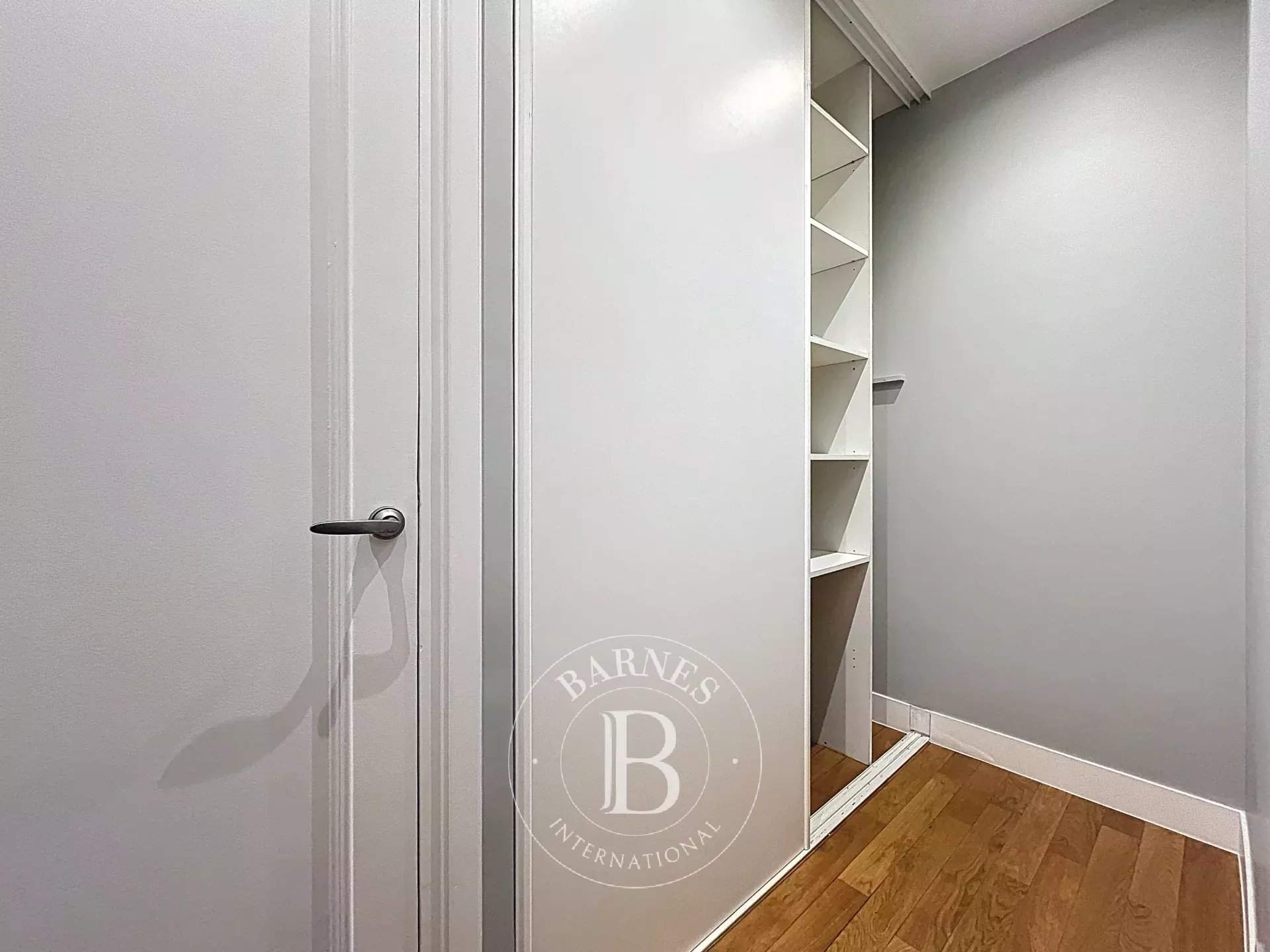 Paris  - Appartement 4 Pi&egrave;ces 3 Chambres - picture 12