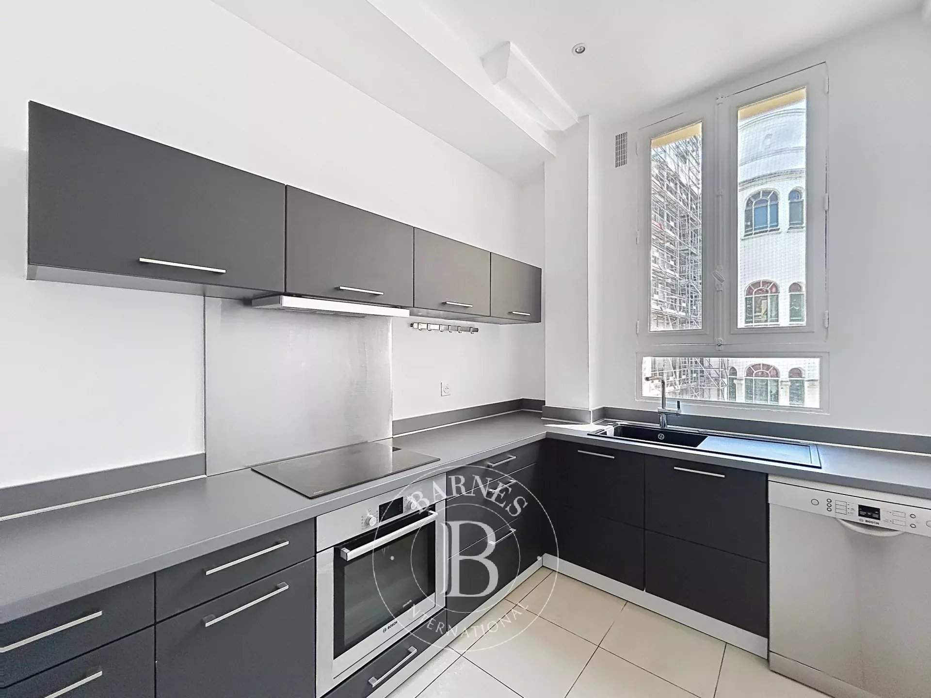 Paris  - Apartment 3 Bedrooms - picture 4