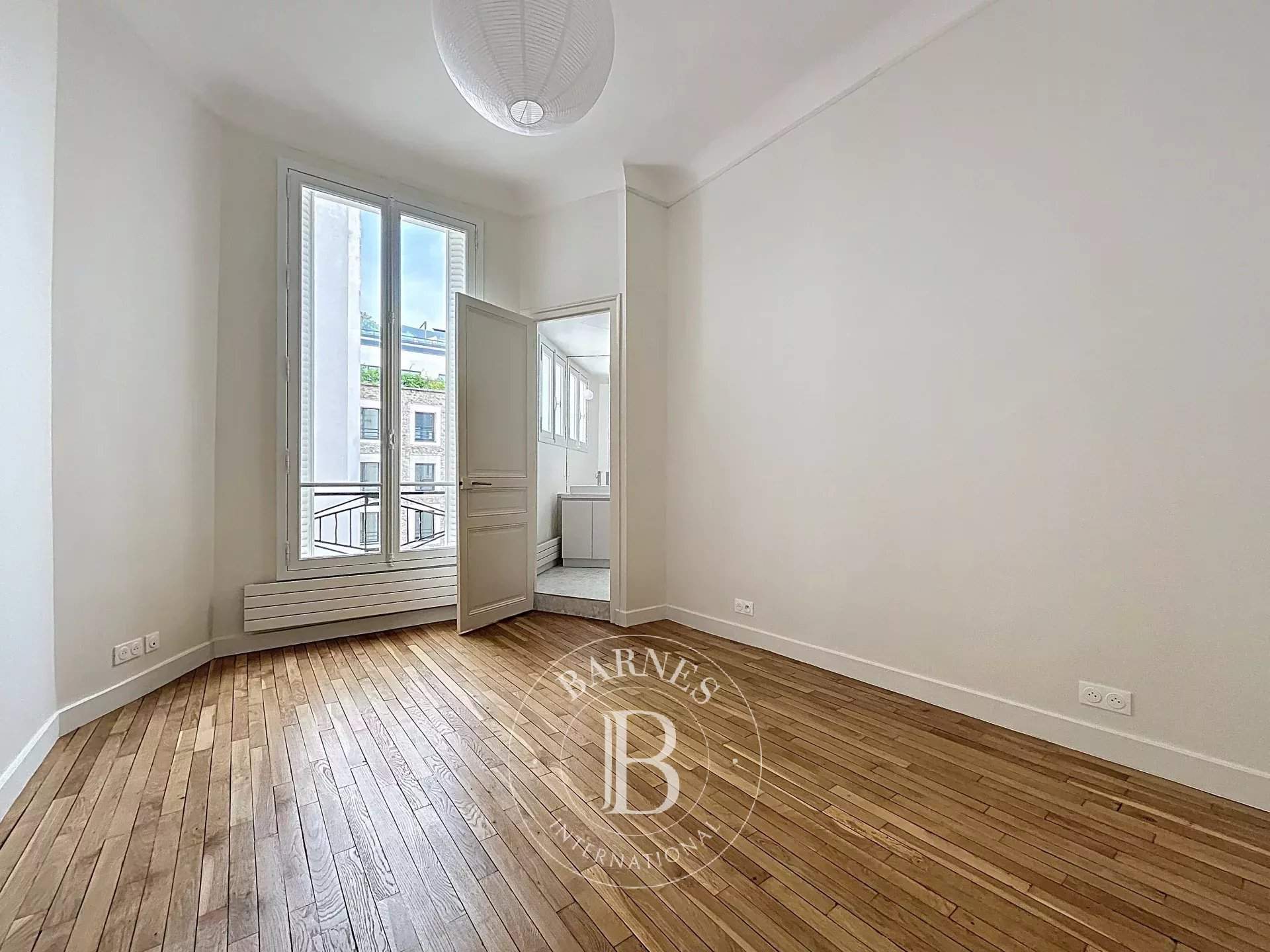 Paris  - Apartment 4 Bedrooms - picture 17