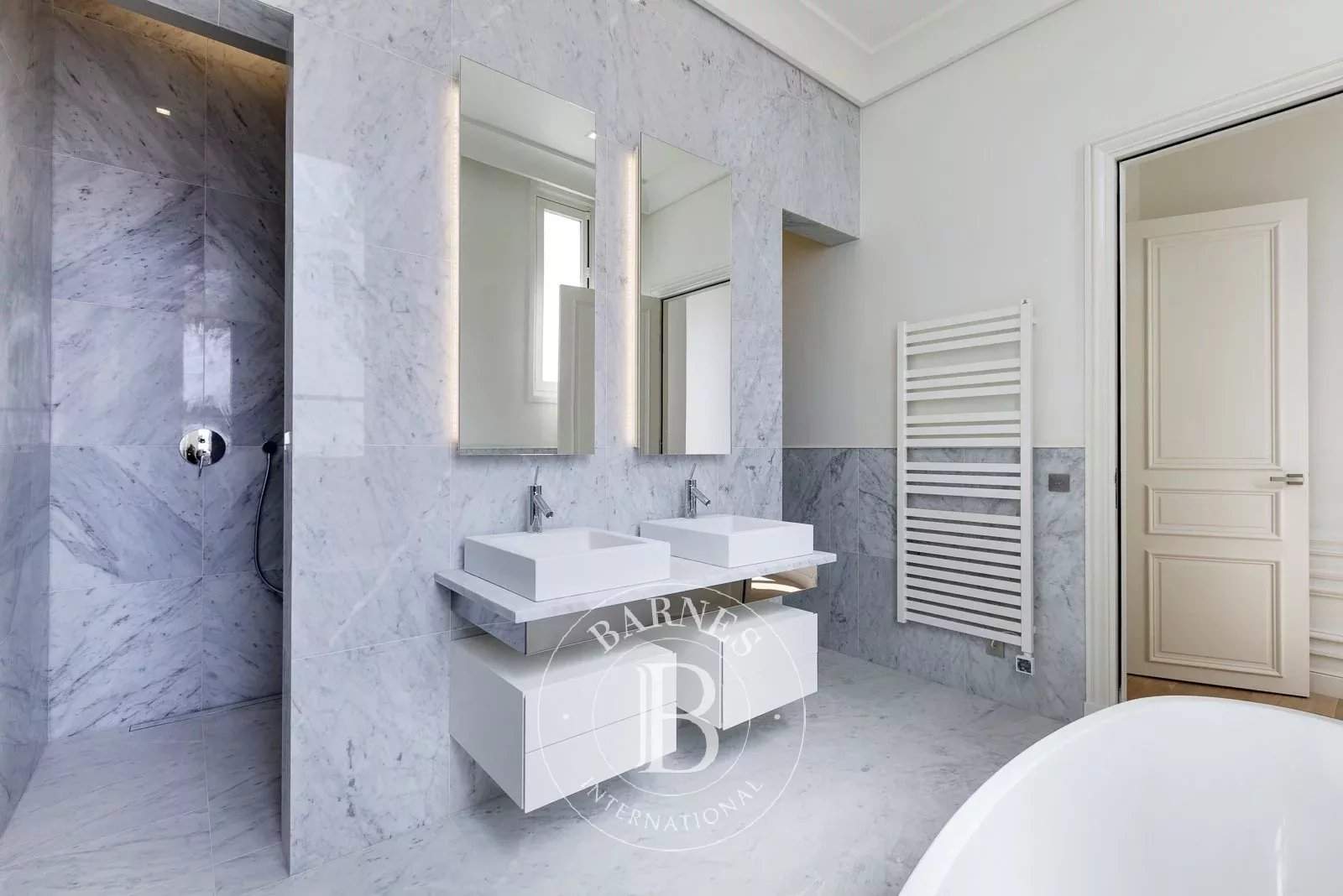 Paris  - Appartement 5 Pi&egrave;ces 3 Chambres - picture 12