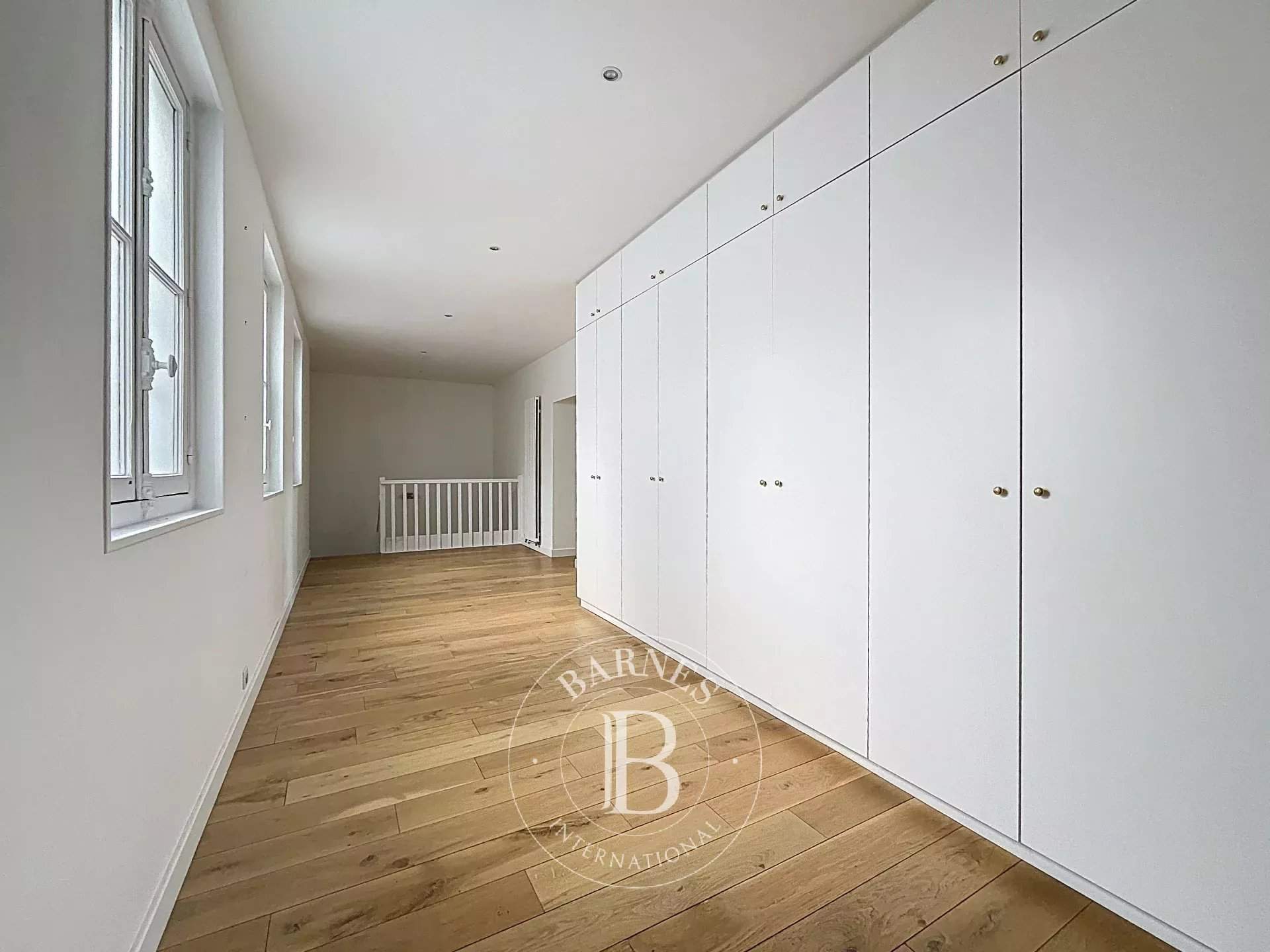 Paris  - Apartment 3 Bedrooms - picture 11