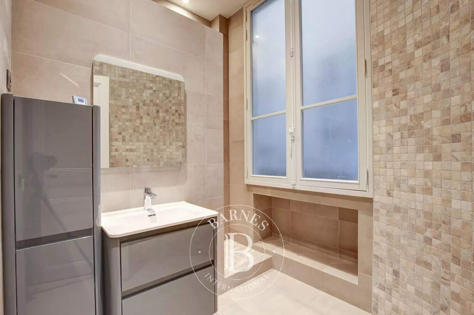 Paris  - Appartement 7 Pièces 4 Chambres - picture 8