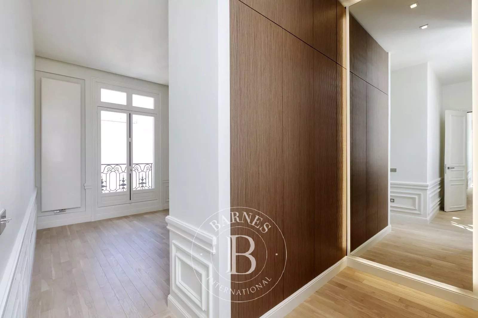 Paris  - Appartement 5 Pi&egrave;ces 3 Chambres - picture 7