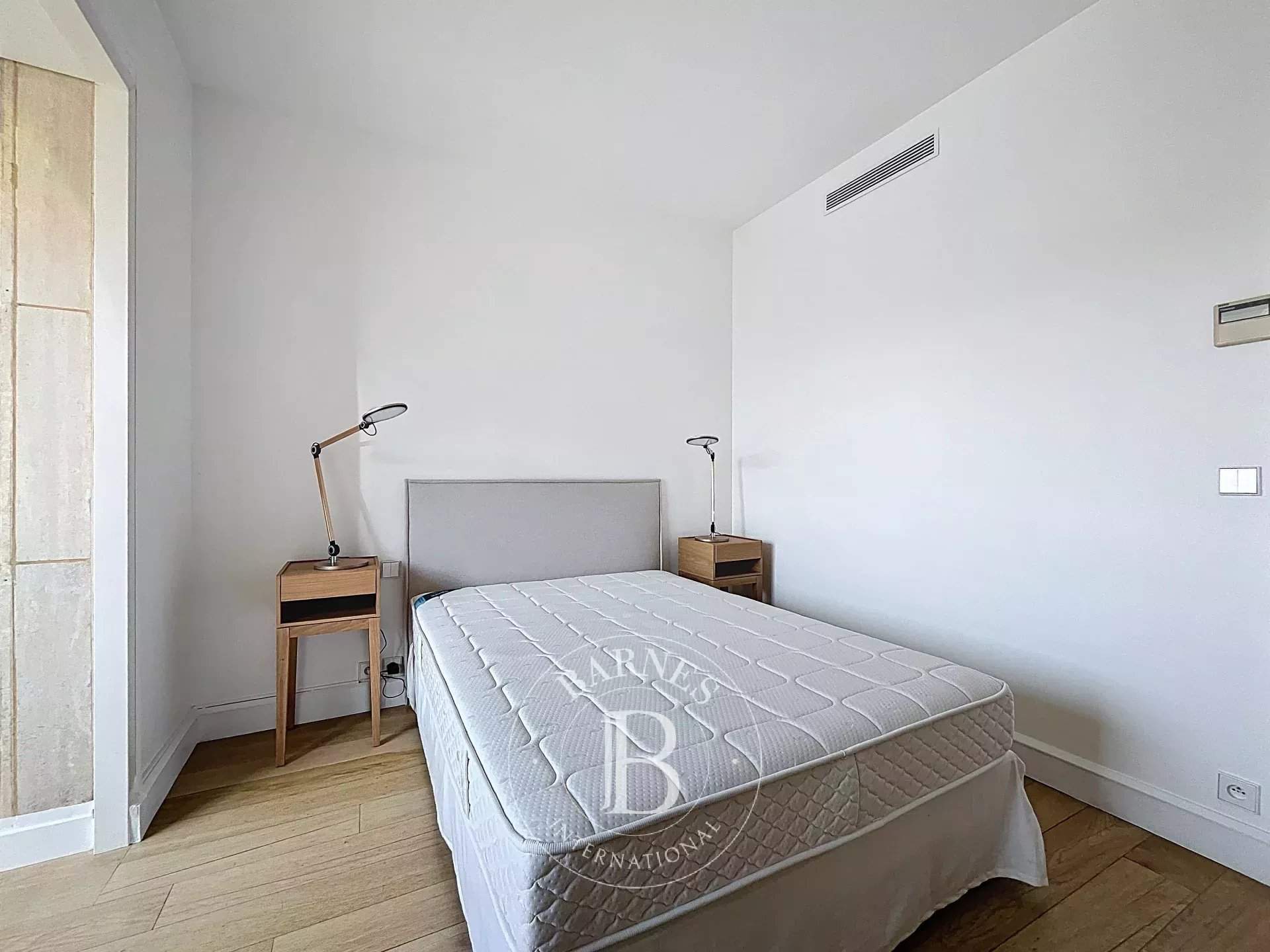 Paris  - Triplex 5 Pièces 3 Chambres - picture 18