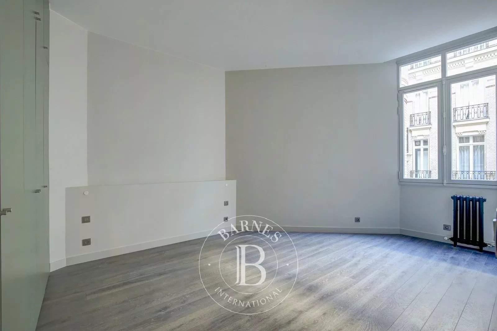 Paris  - Appartement 7 Pièces 4 Chambres - picture 10