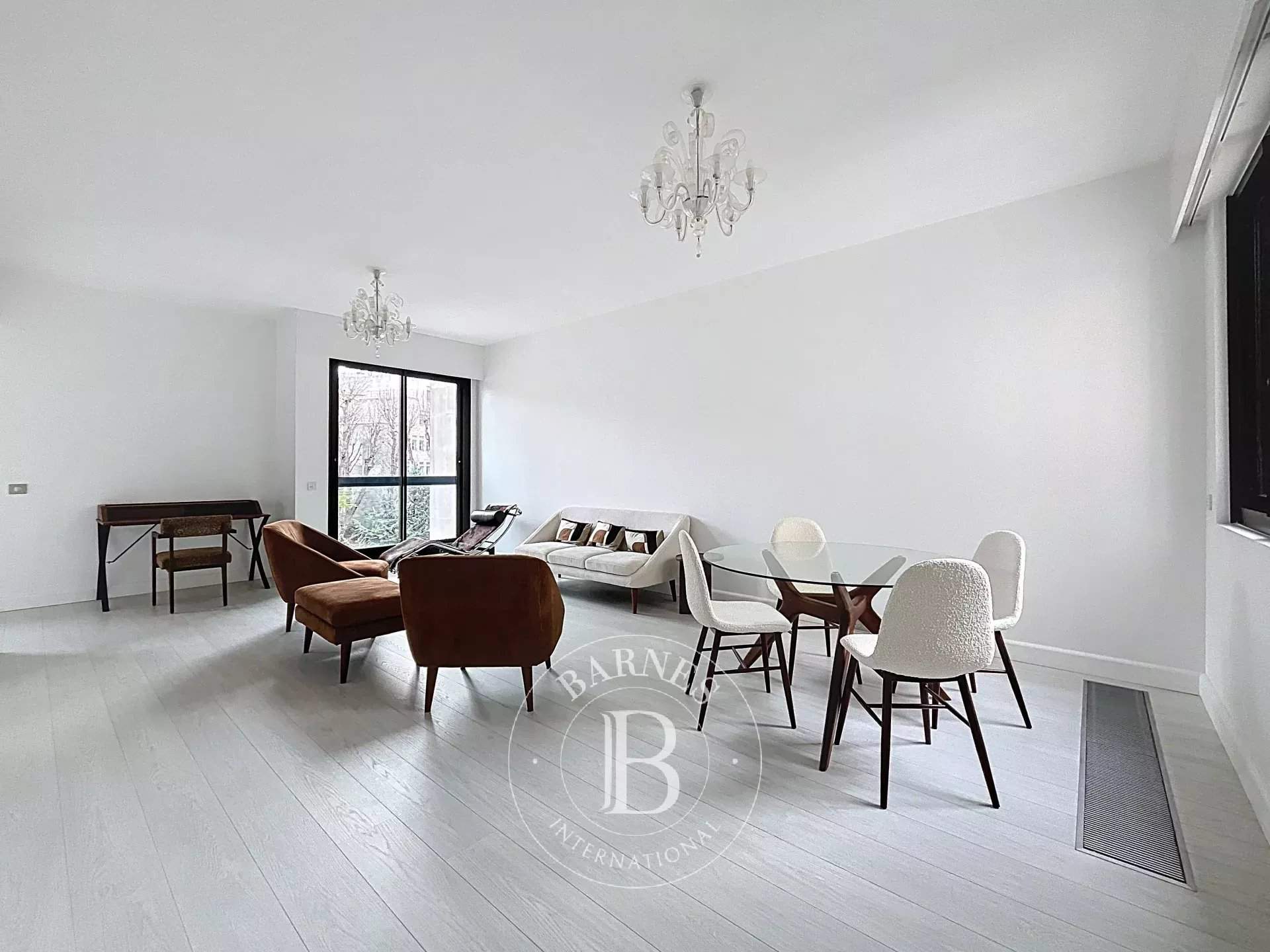 Paris  - Apartment 1 Bedroom - picture 1