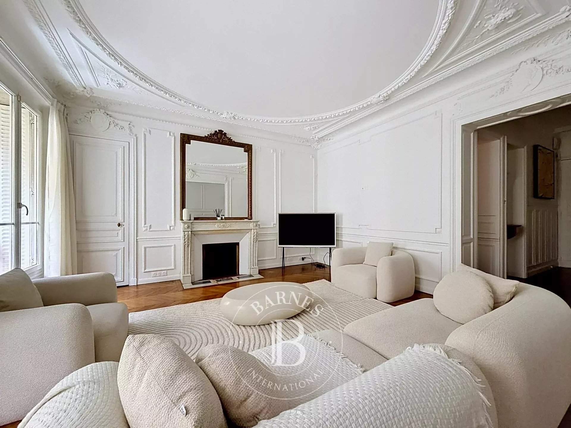 Paris  - Apartment 3 Bedrooms - picture 2