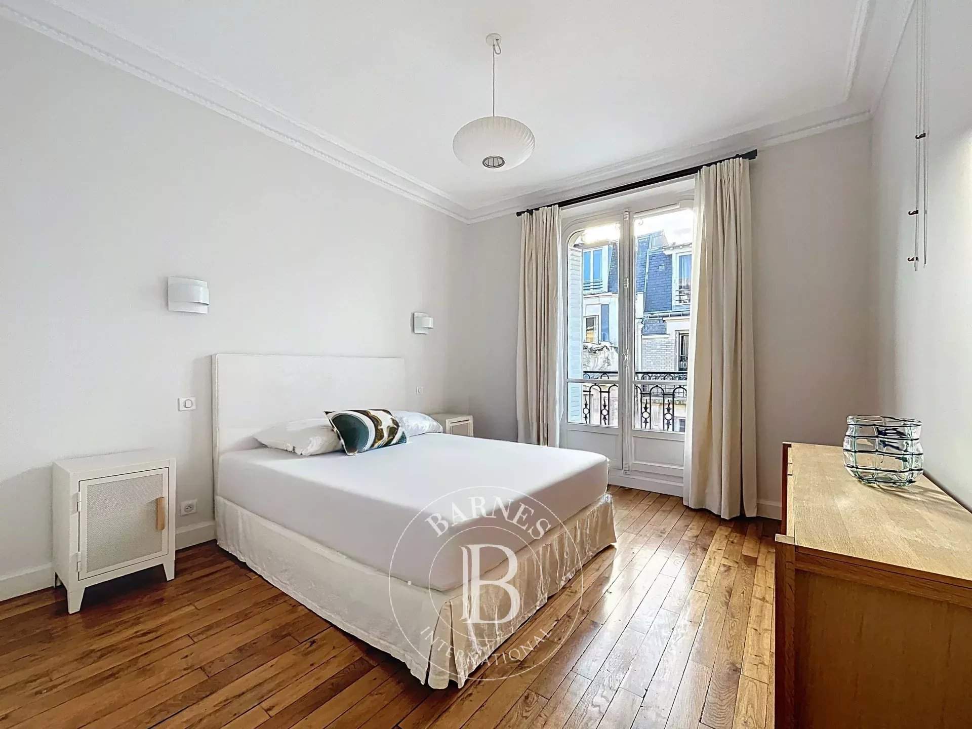 Paris  - Apartment 3 Bedrooms - picture 10