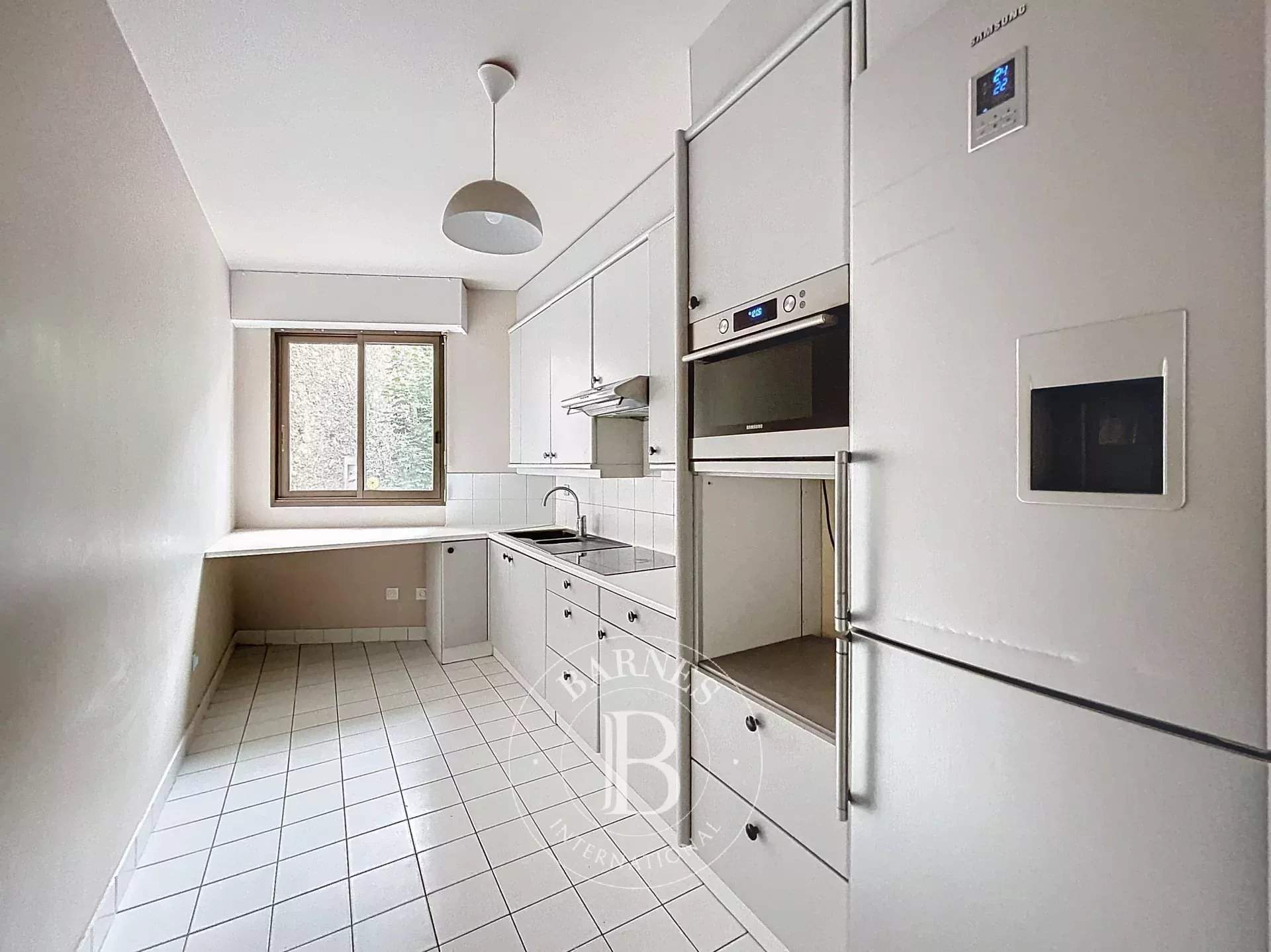 Paris  - Appartement 3 Pi&egrave;ces 2 Chambres - picture 7