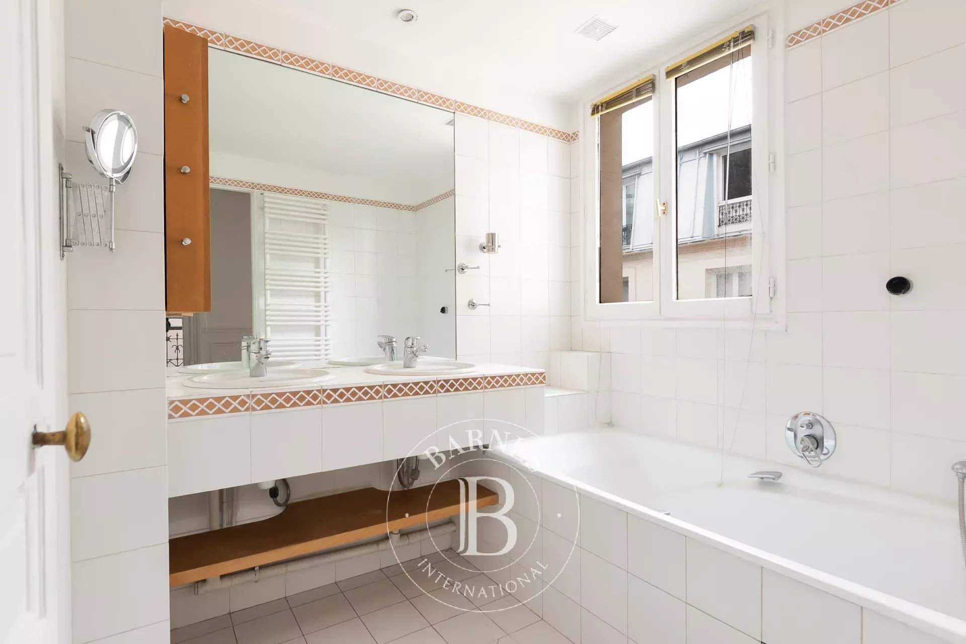 Paris  - Apartment 5 Bedrooms - picture 15