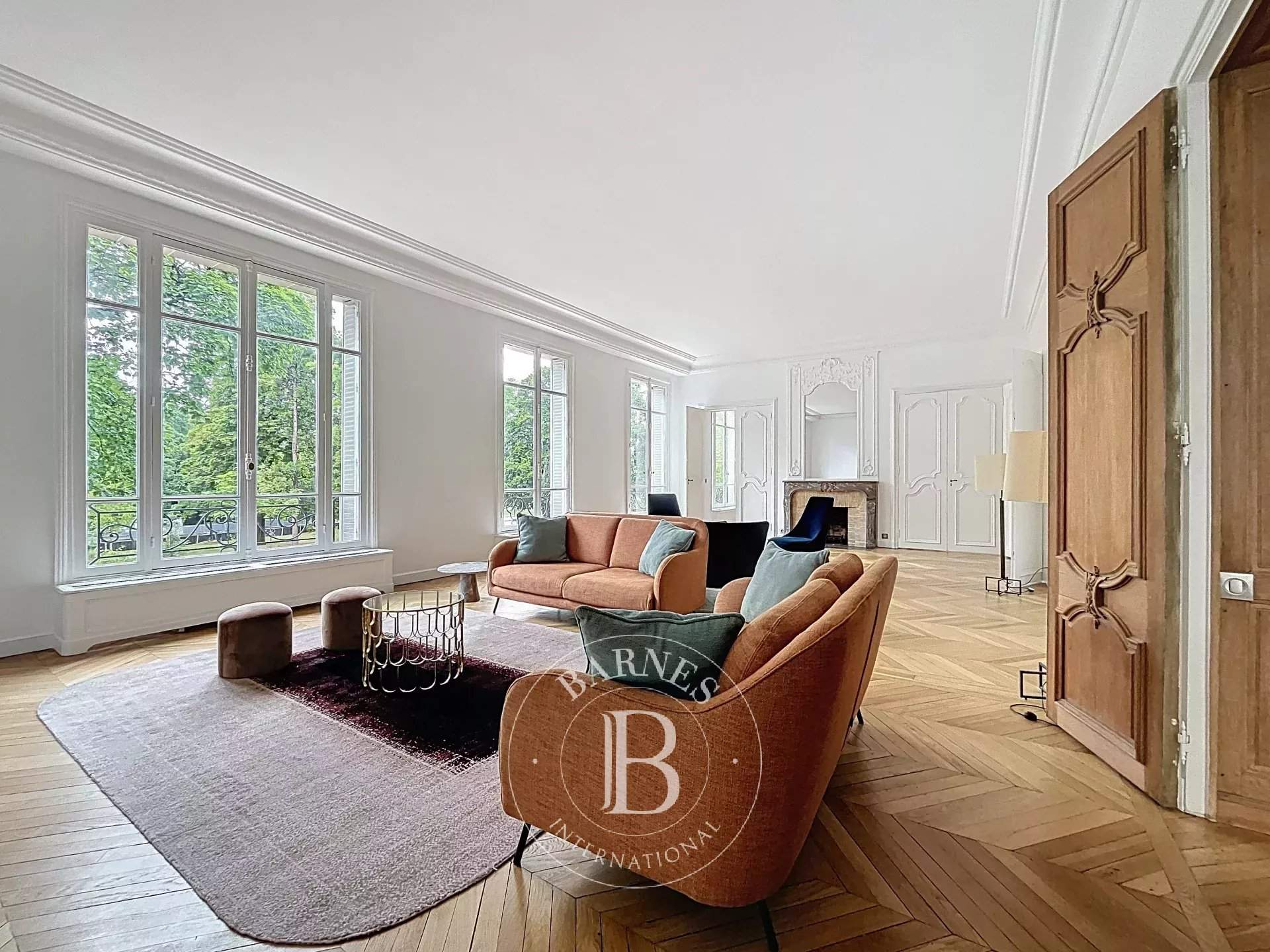 Paris  - Apartment 4 Bedrooms - picture 9