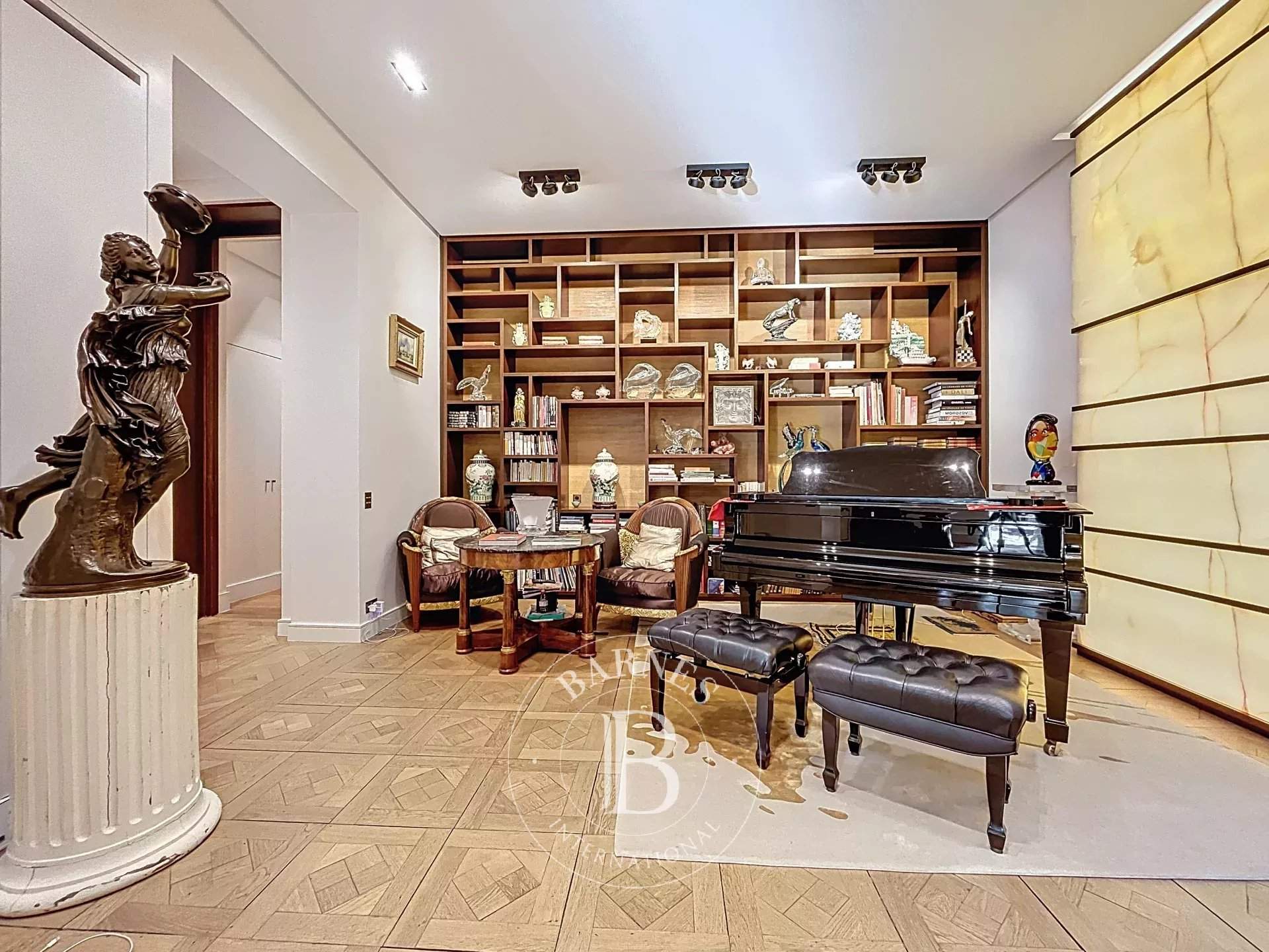 Paris  - Appartement 6 Pi&egrave;ces 3 Chambres - picture 15