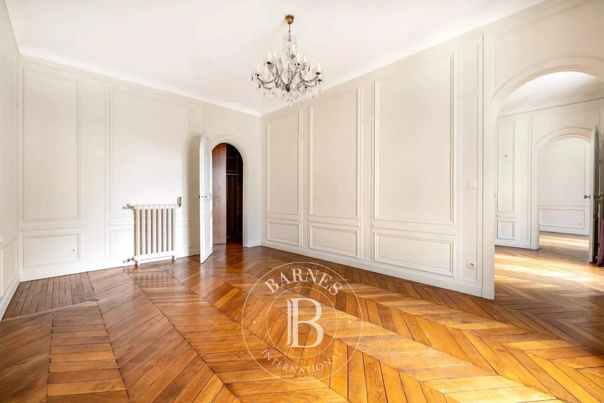 Paris  - Appartement 7 Pièces 4 Chambres - picture 10