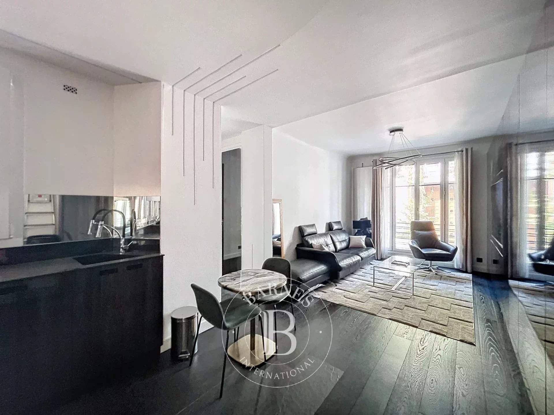 Paris  - Appartement 2 Pièces, 1 Chambre - picture 2