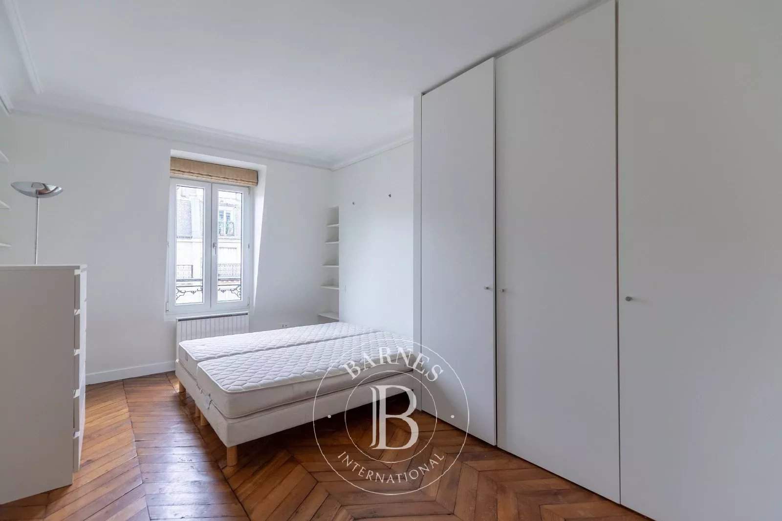 Paris  - Appartement 4 Pièces 3 Chambres - picture 12