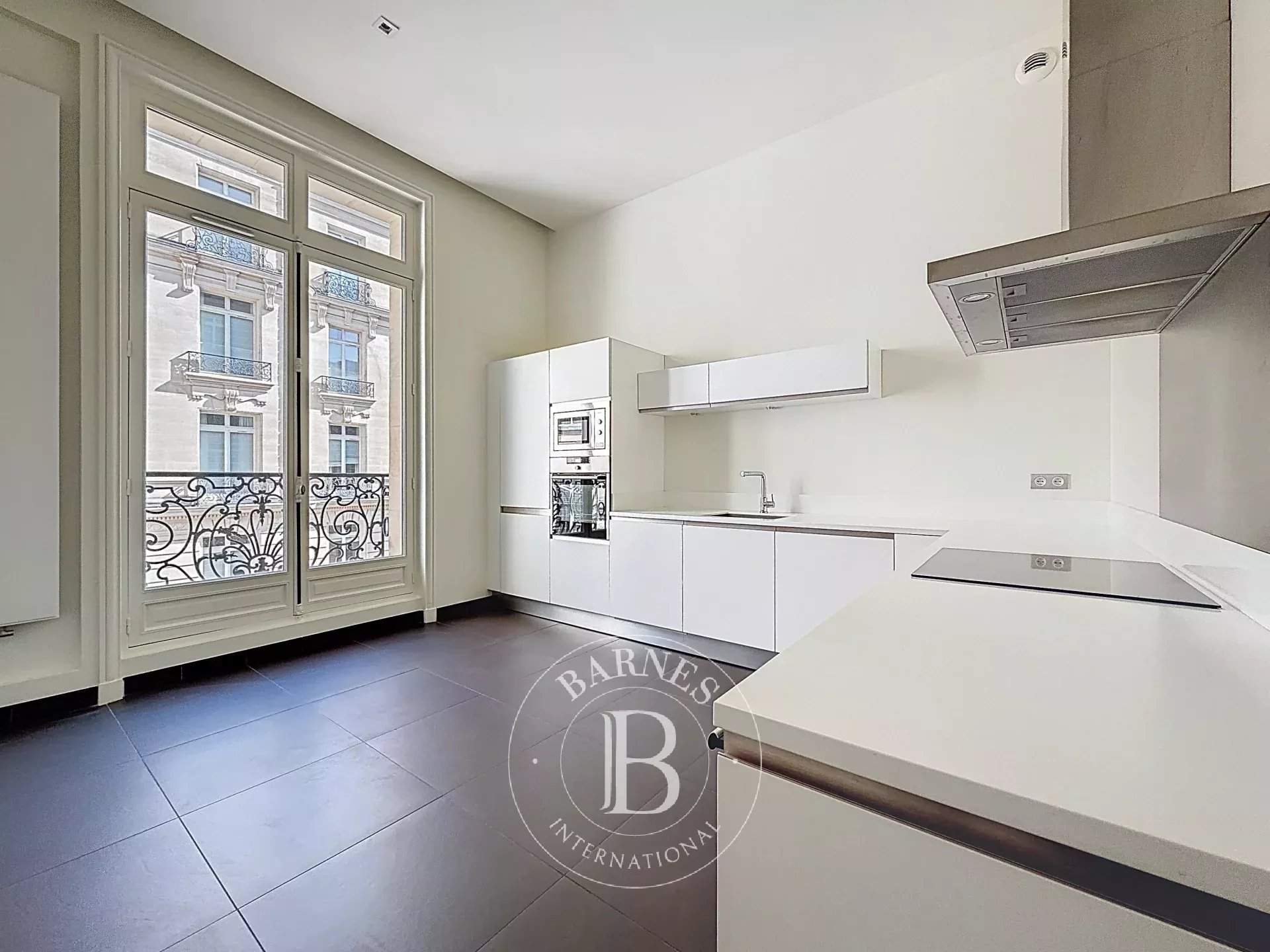 Paris  - Apartment 3 Bedrooms - picture 4