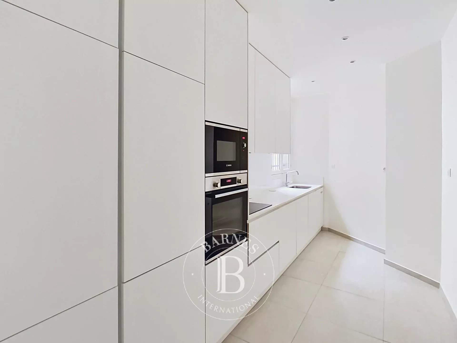 Paris  - Apartment 3 Bedrooms - picture 6
