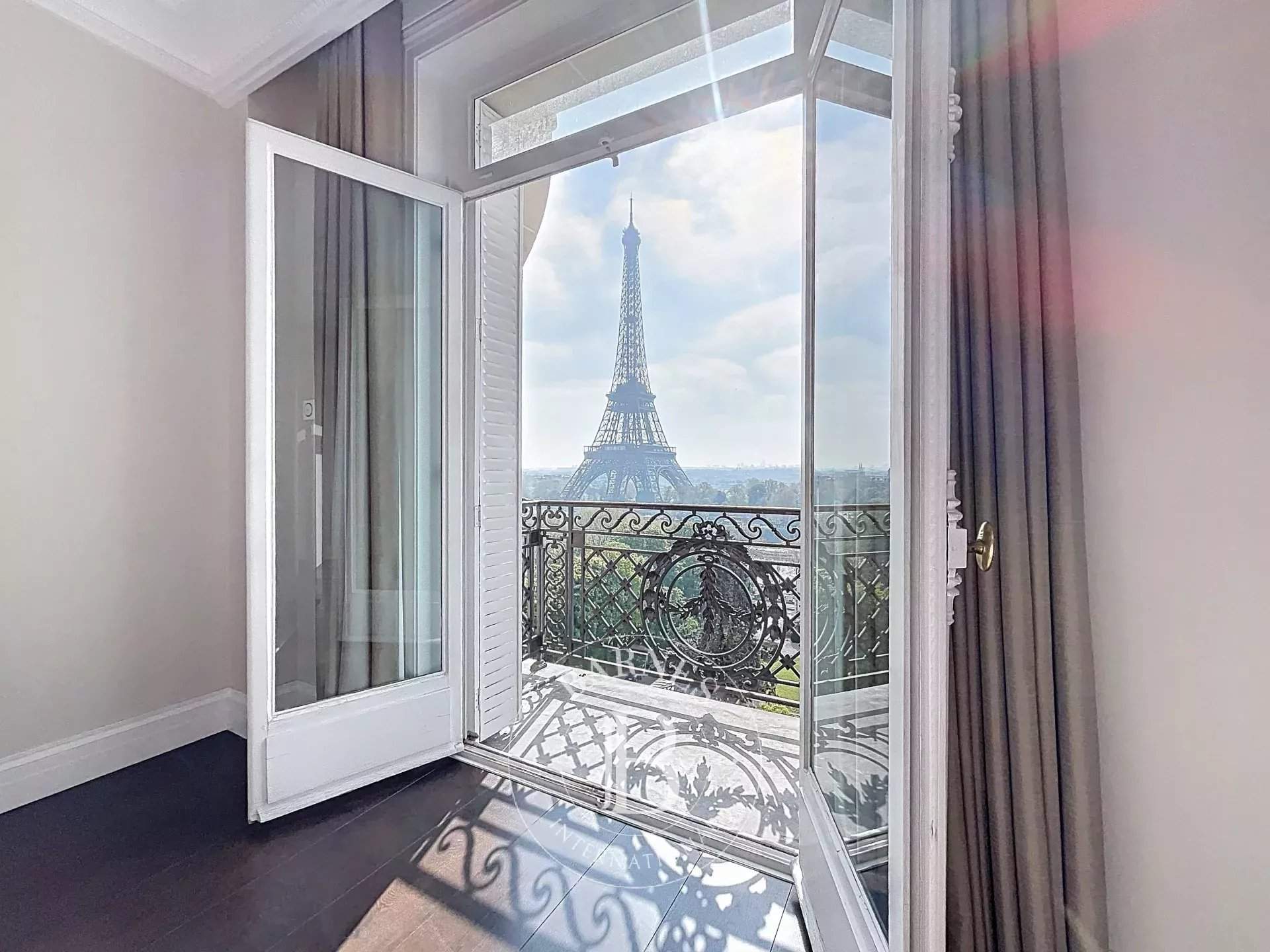 Paris  - Apartment 3 Bedrooms - picture 17