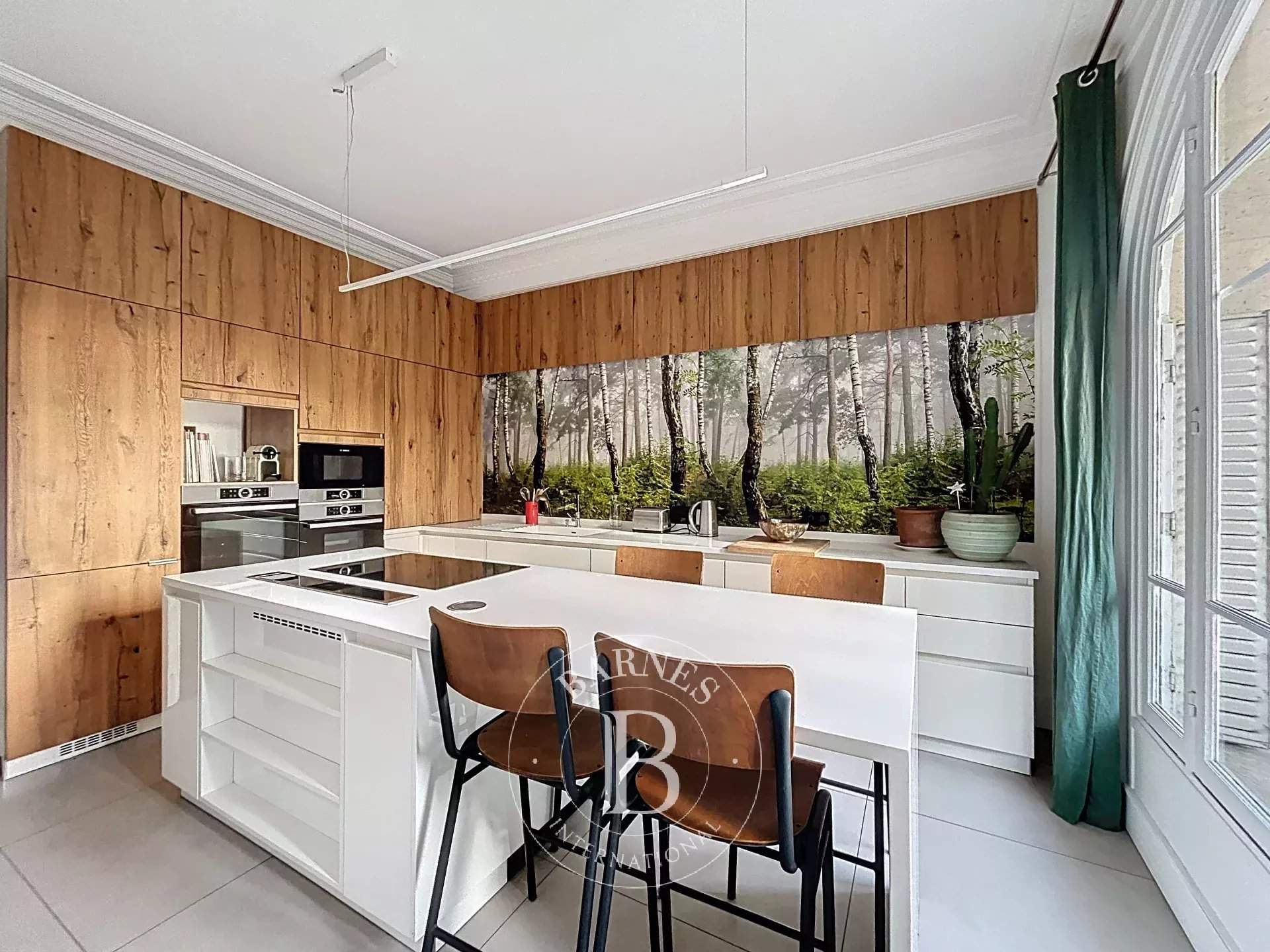 Paris  - Apartment 5 Bedrooms - picture 3