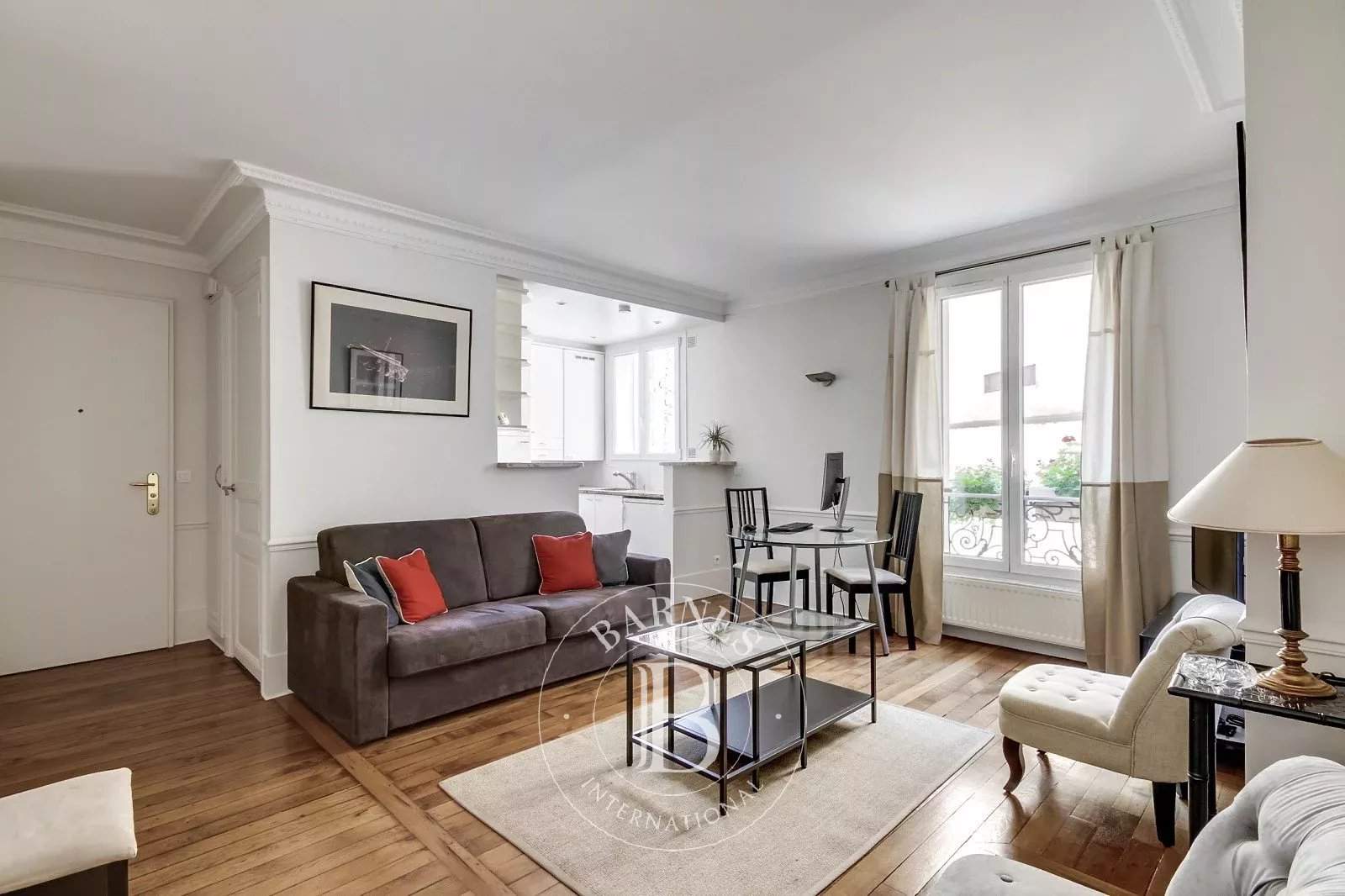 Paris  - Apartment 2 Bedrooms - picture 1