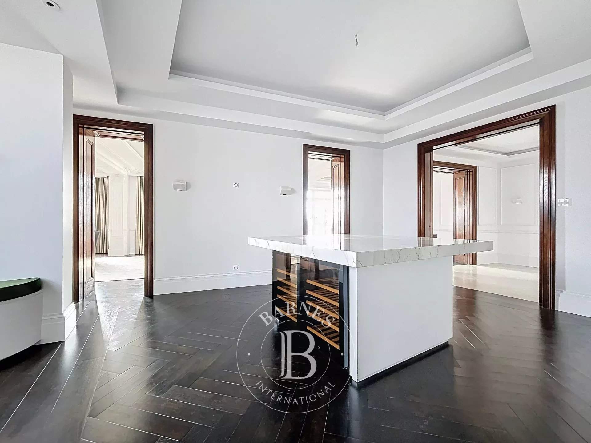 Paris  - Apartment 3 Bedrooms - picture 12