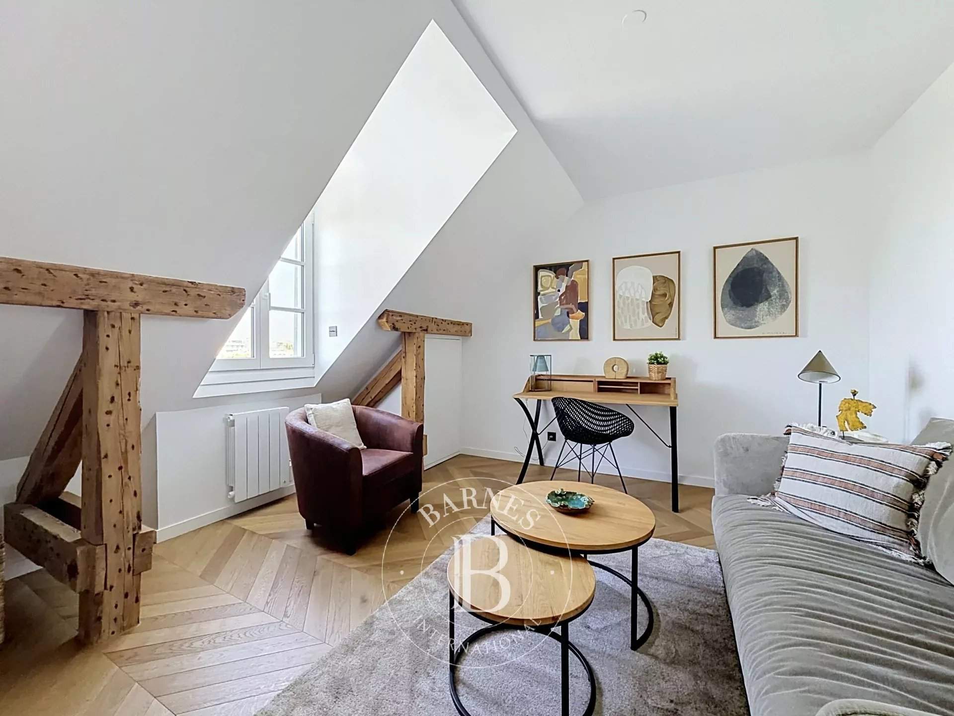 Paris  - Appartement 2 Pi&egrave;ces, 1 Chambre - picture 2