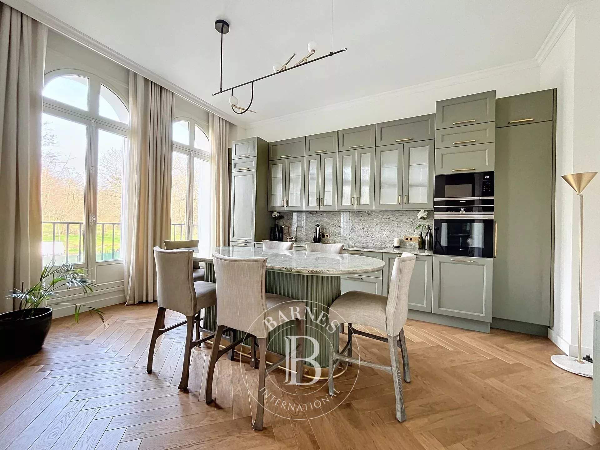 Boulogne-Billancourt  - Appartement 3 Pièces 2 Chambres - picture 2