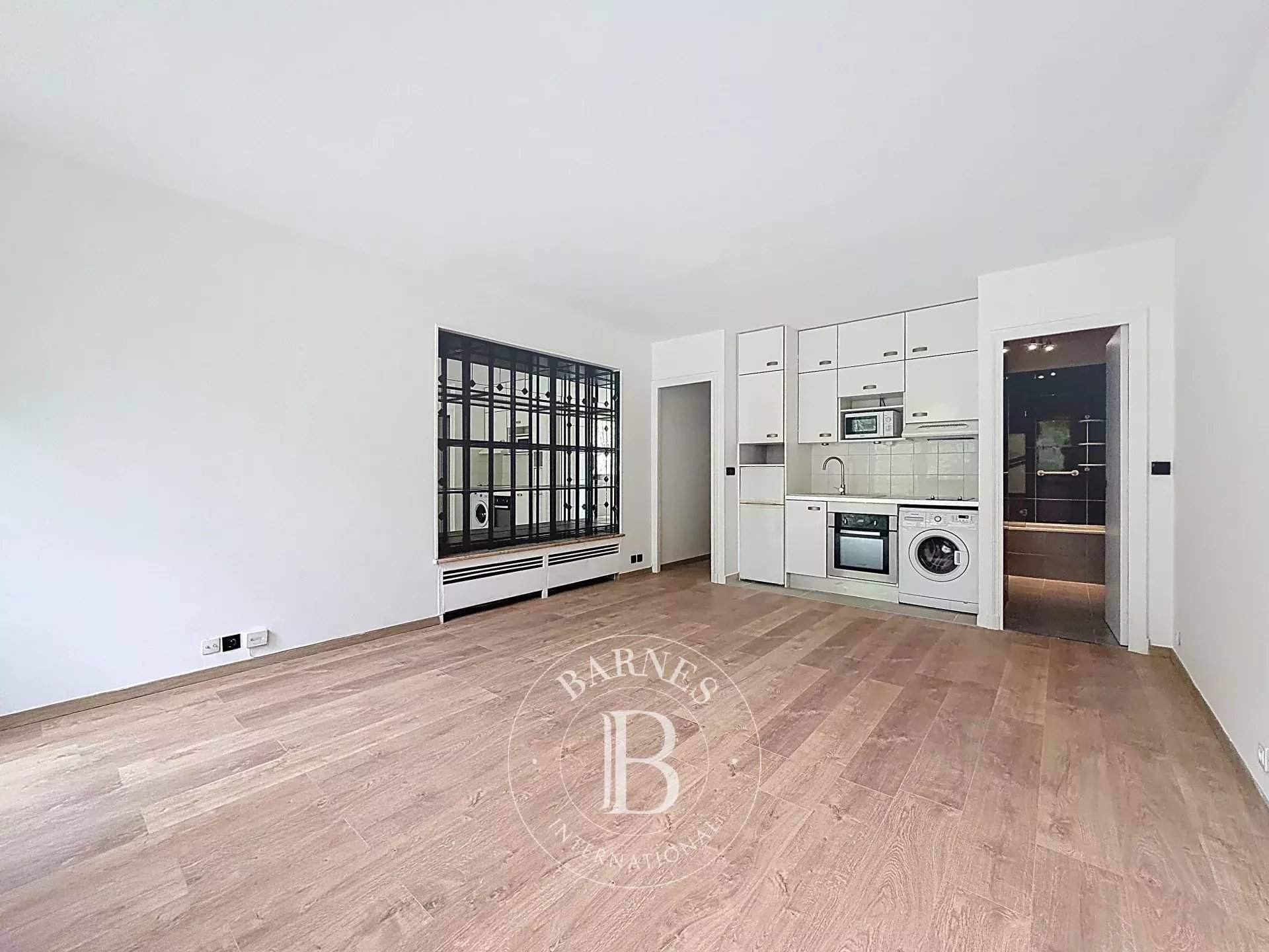 Paris  - Studio  - picture 2