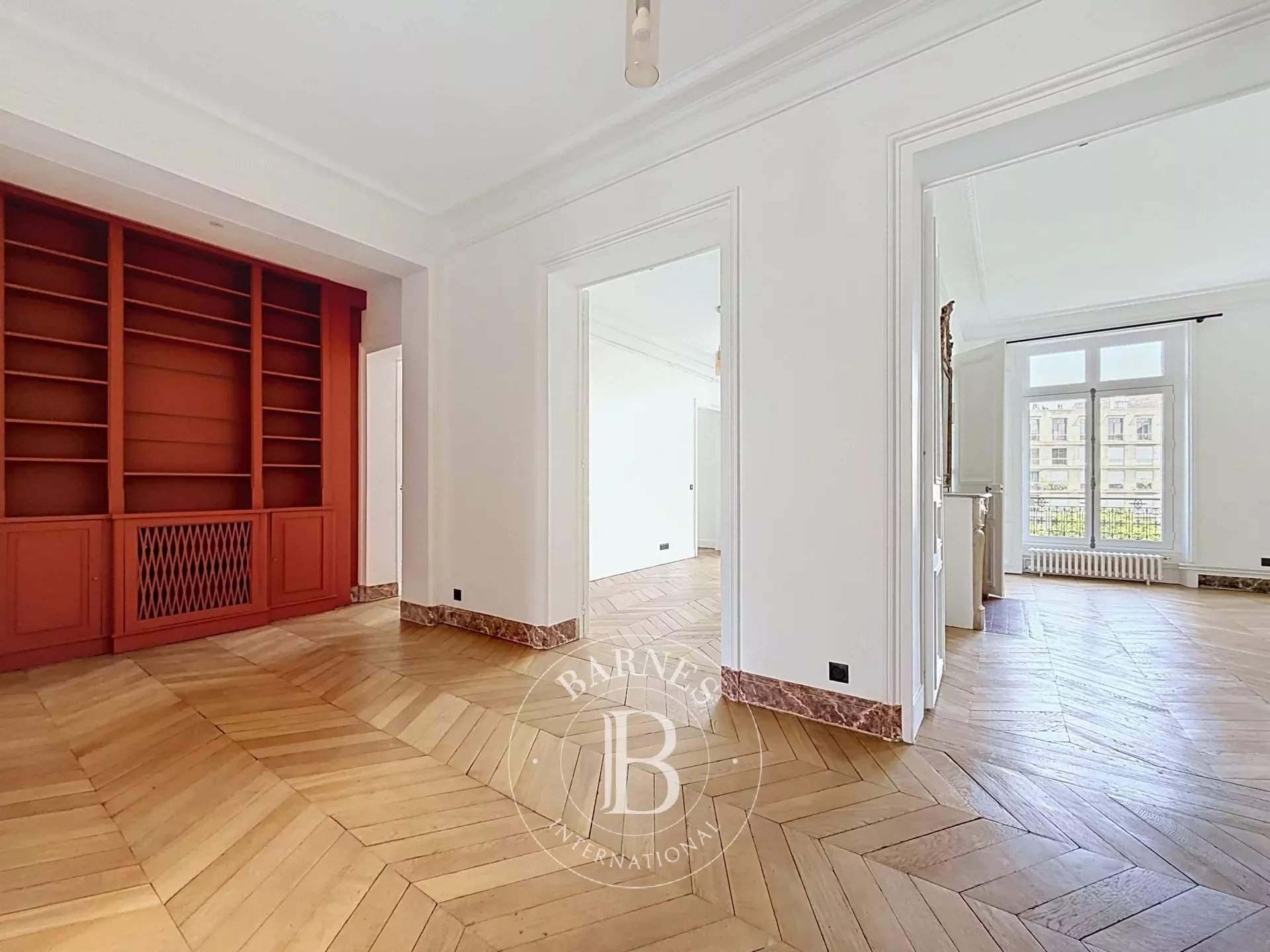 Paris  - Appartement 8 Pi&egrave;ces 5 Chambres - picture 4