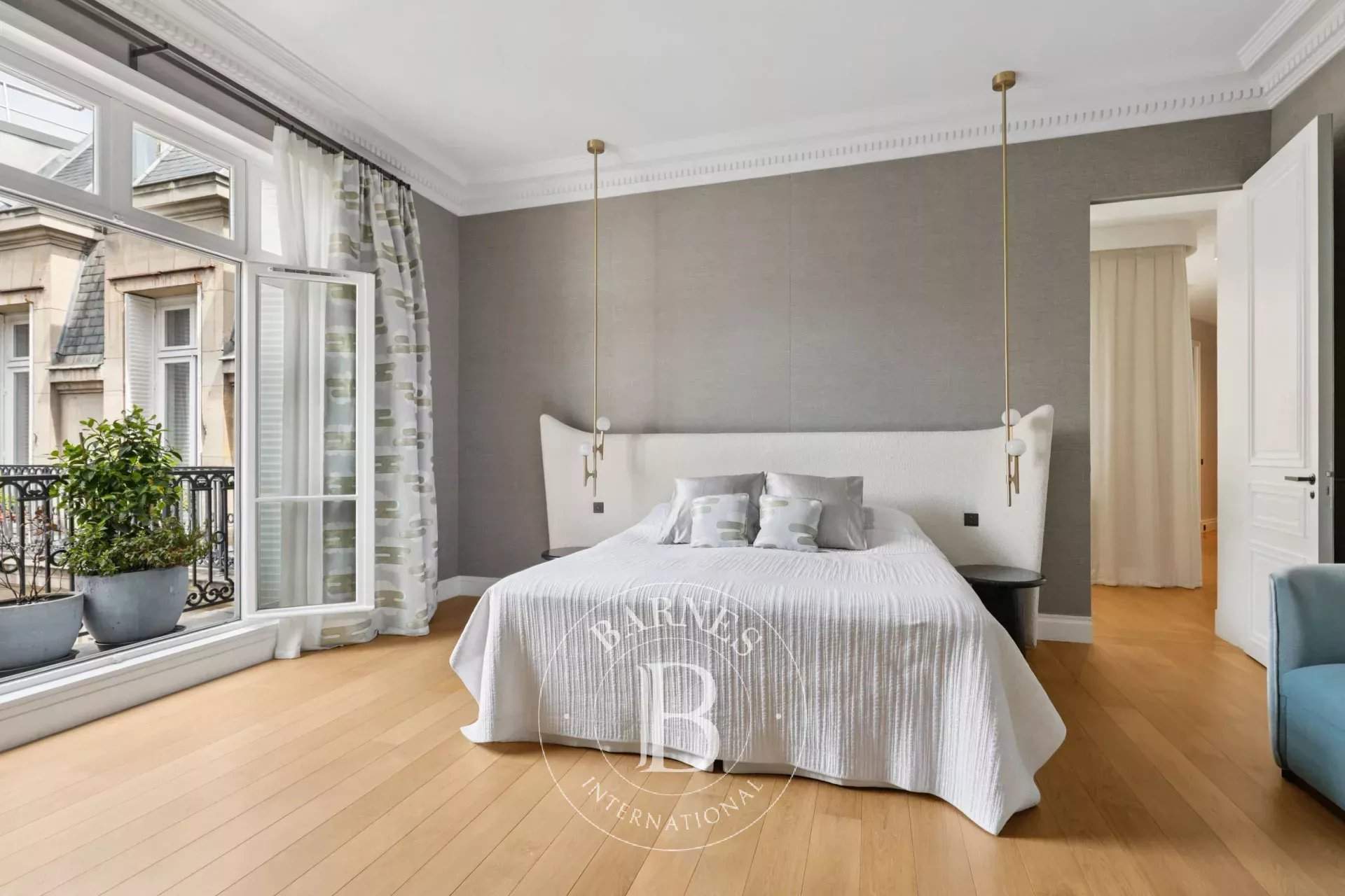 Paris  - Apartment 5 Bedrooms - picture 18