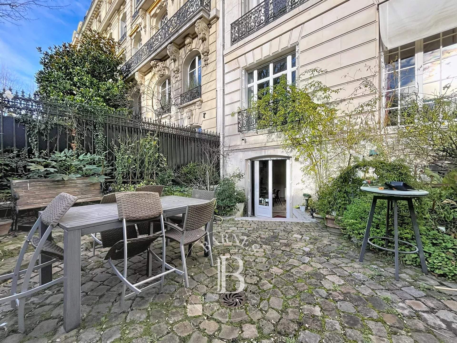 Paris  - Appartement 6 Pi&egrave;ces 3 Chambres - picture 14