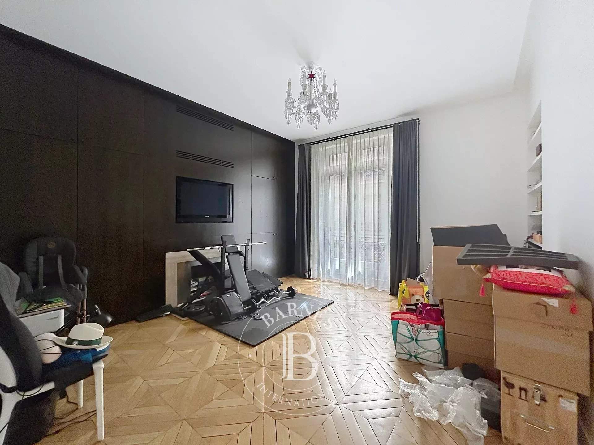 Paris  - Appartement 6 Pi&egrave;ces 3 Chambres - picture 12