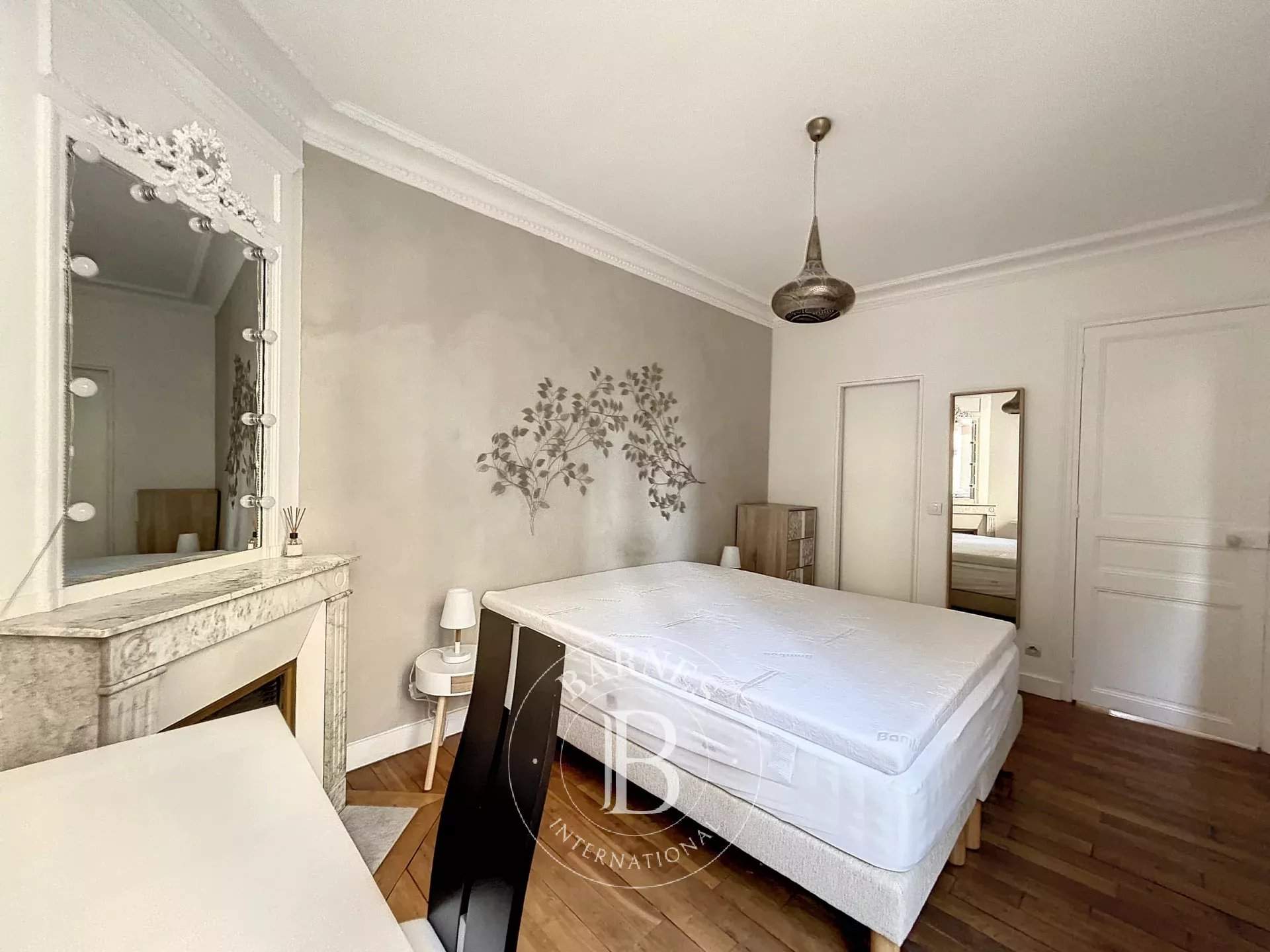 Paris  - Appartement 2 Pi&egrave;ces, 1 Chambre - picture 9