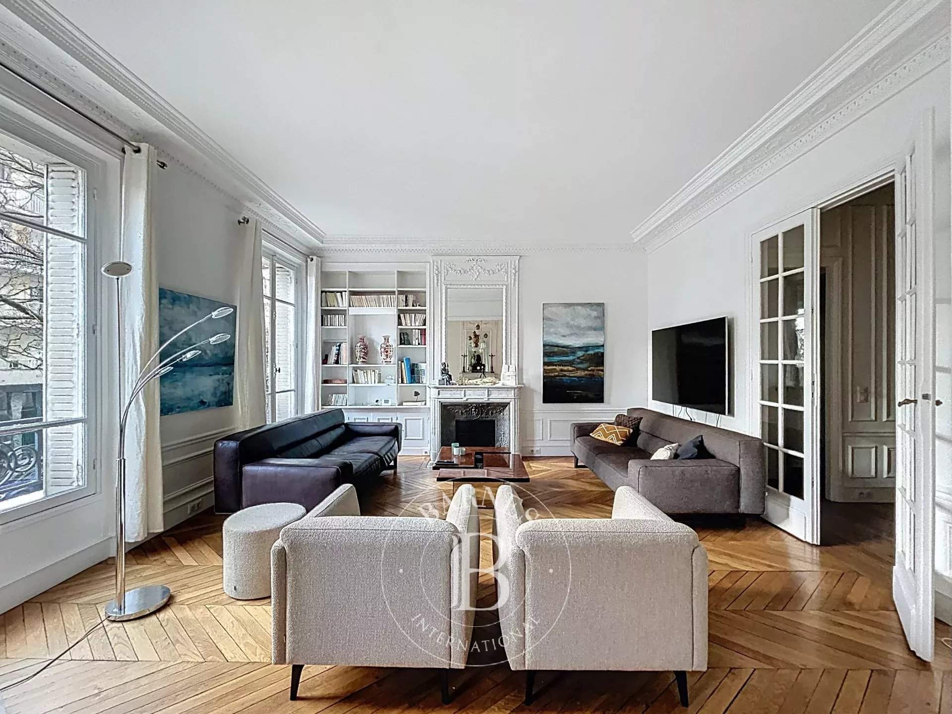 Paris  - Apartment 5 Bedrooms - picture 1