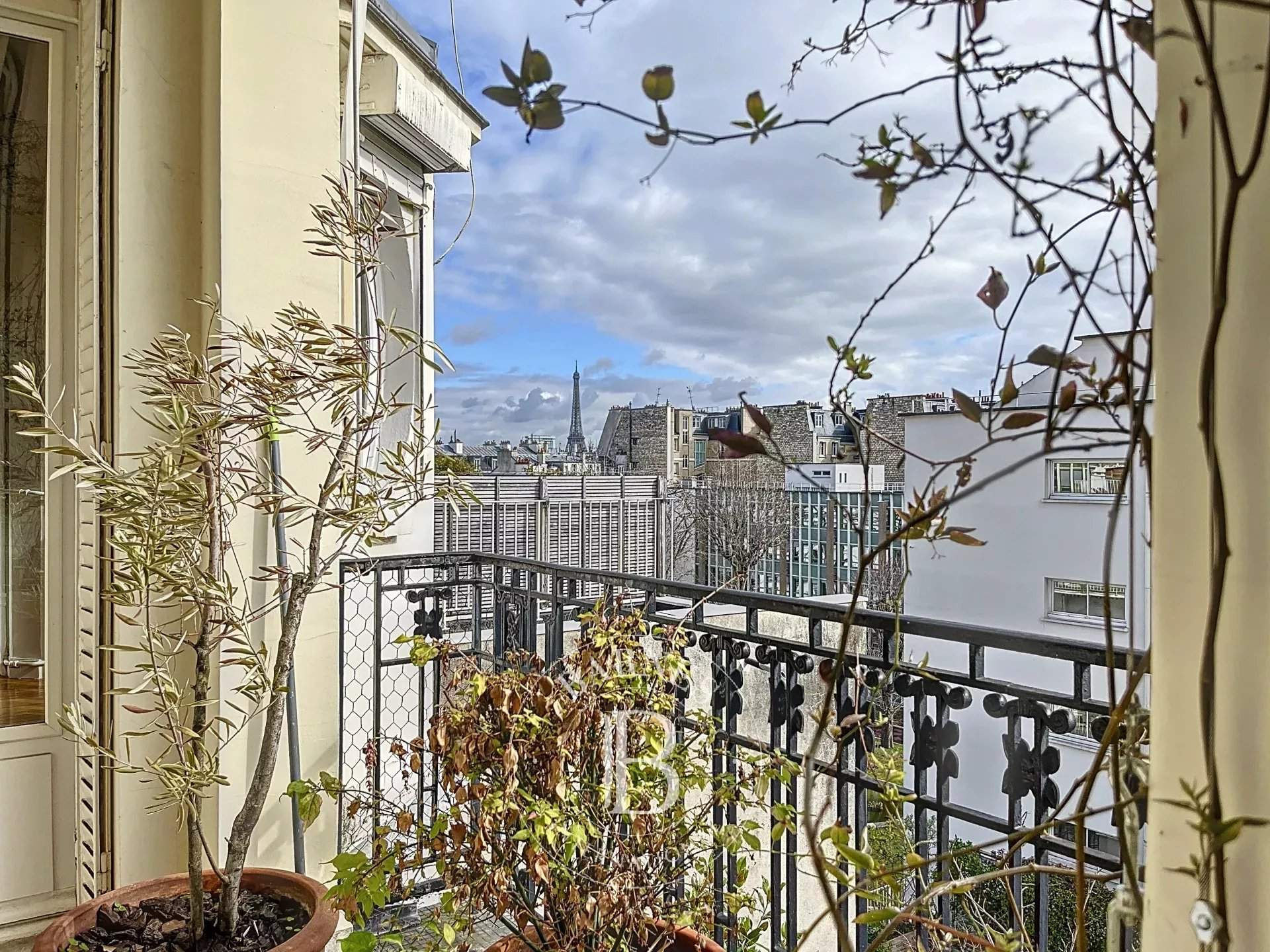 Paris  - Appartement 8 Pièces 5 Chambres - picture 17