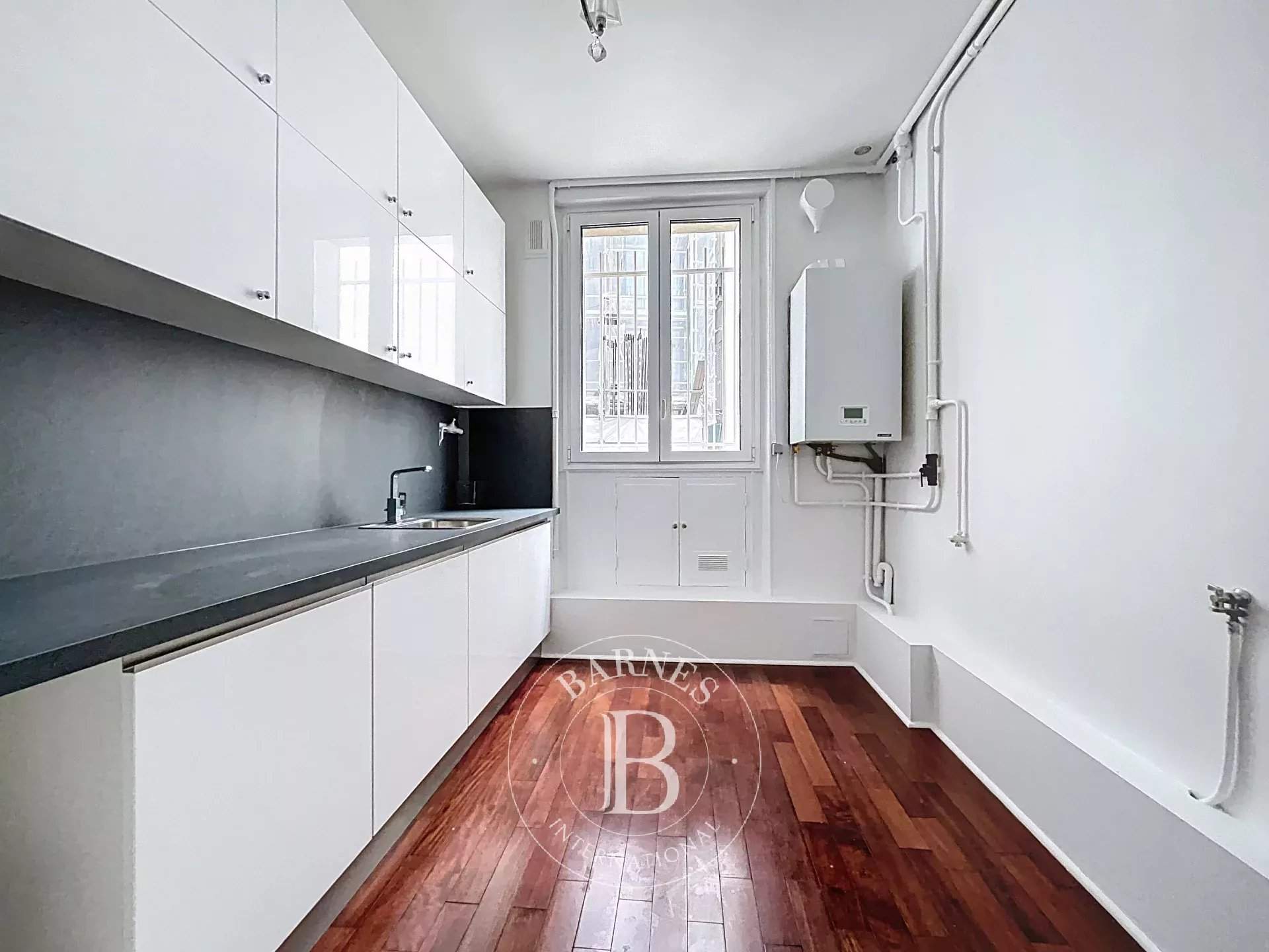 Paris  - Apartment 4 Bedrooms - picture 17