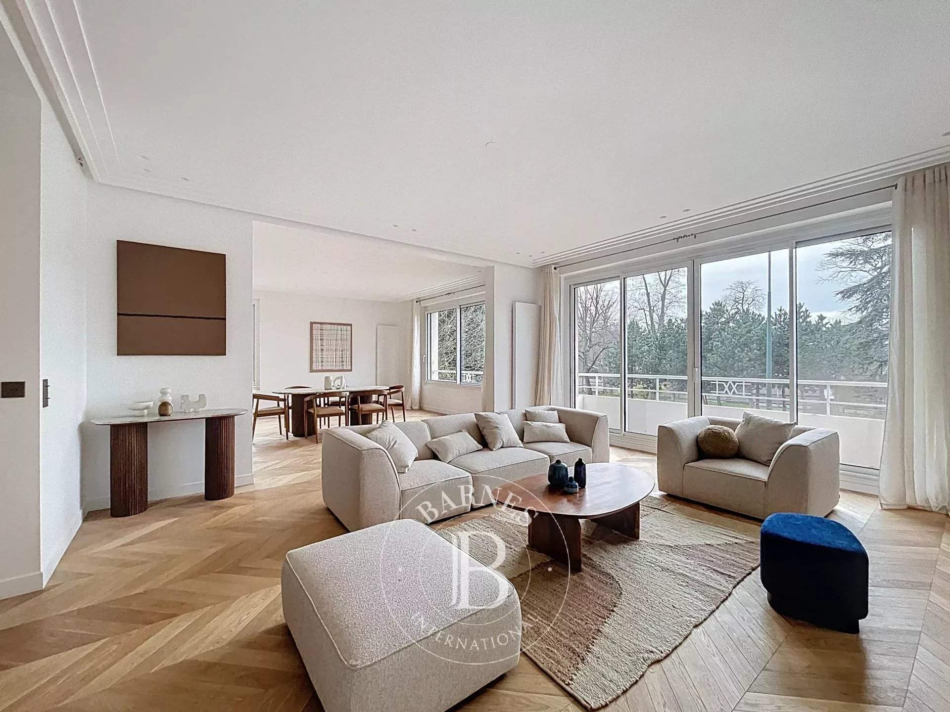 Paris  - Apartment 3 Bedrooms - picture 1