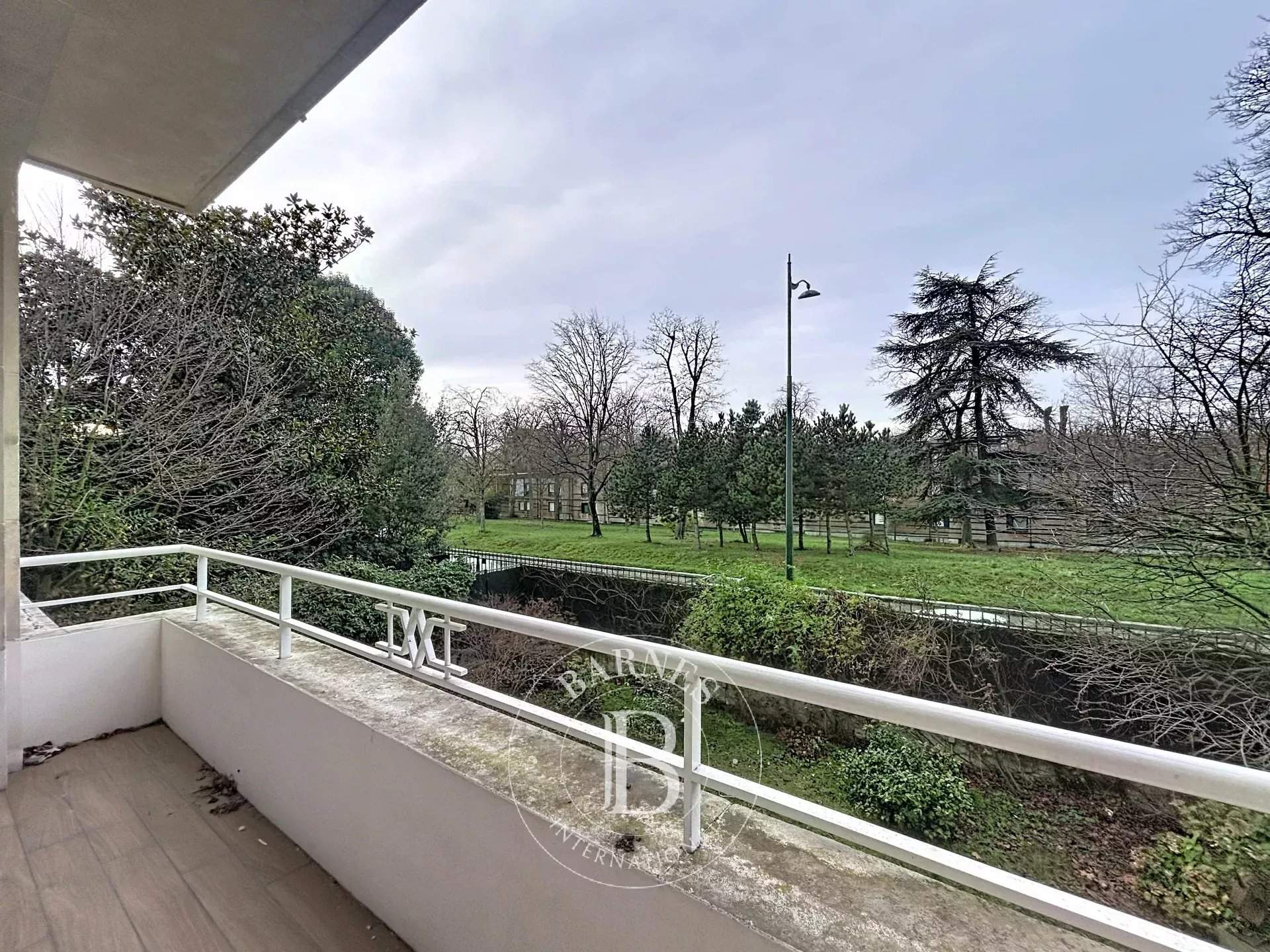 Paris  - Apartment 3 Bedrooms - picture 11