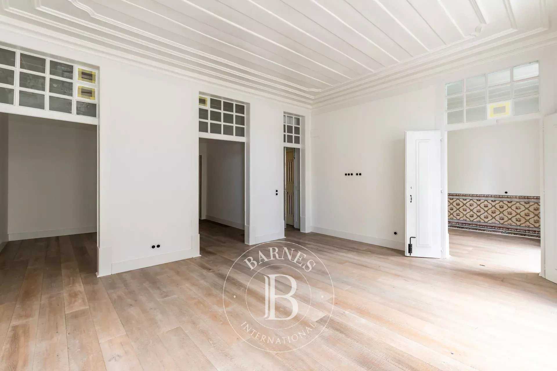 Santa Maria Maior  - Appartement 5 Pièces 2 Chambres