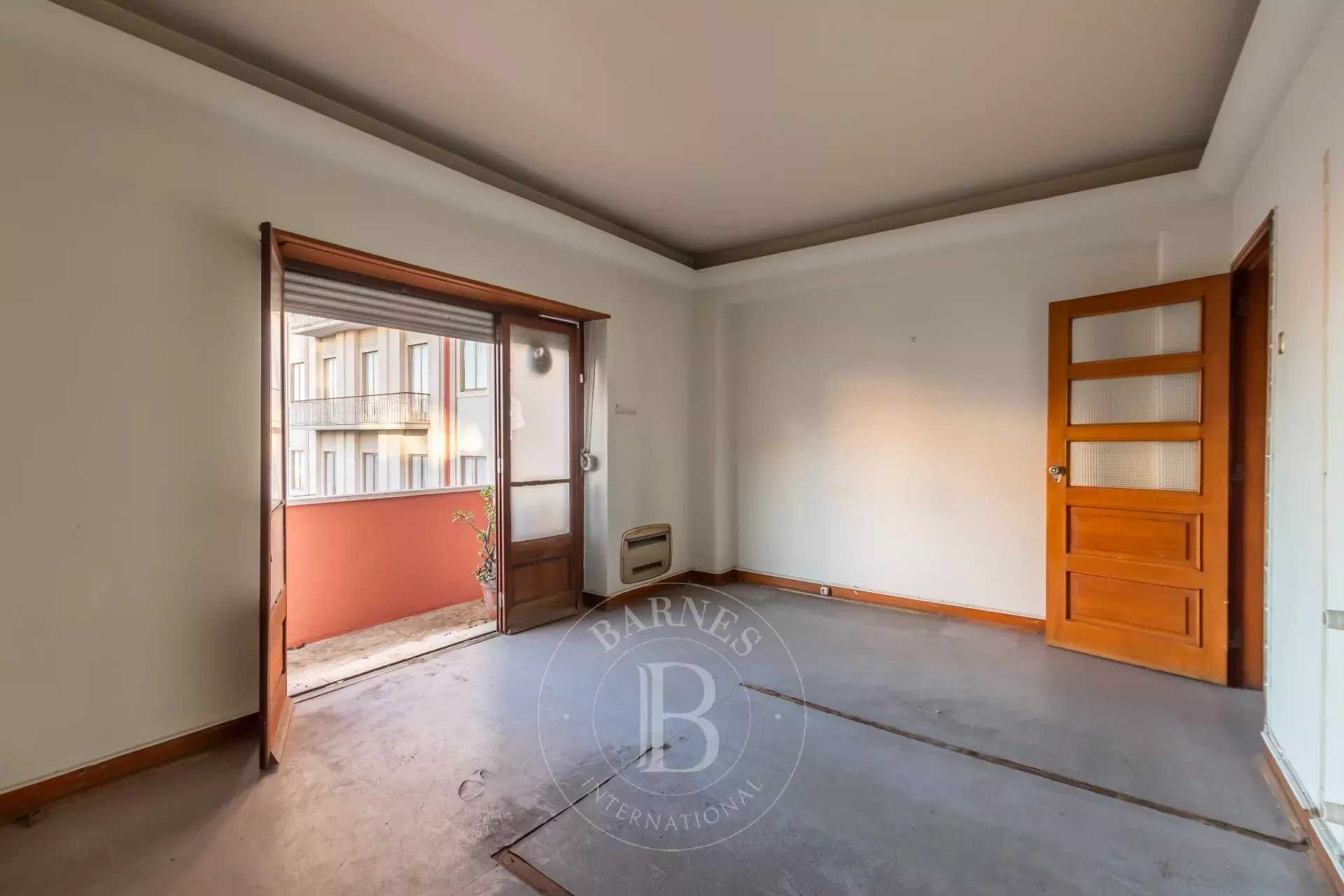 Lisboa  - Apartment 5 Bedrooms