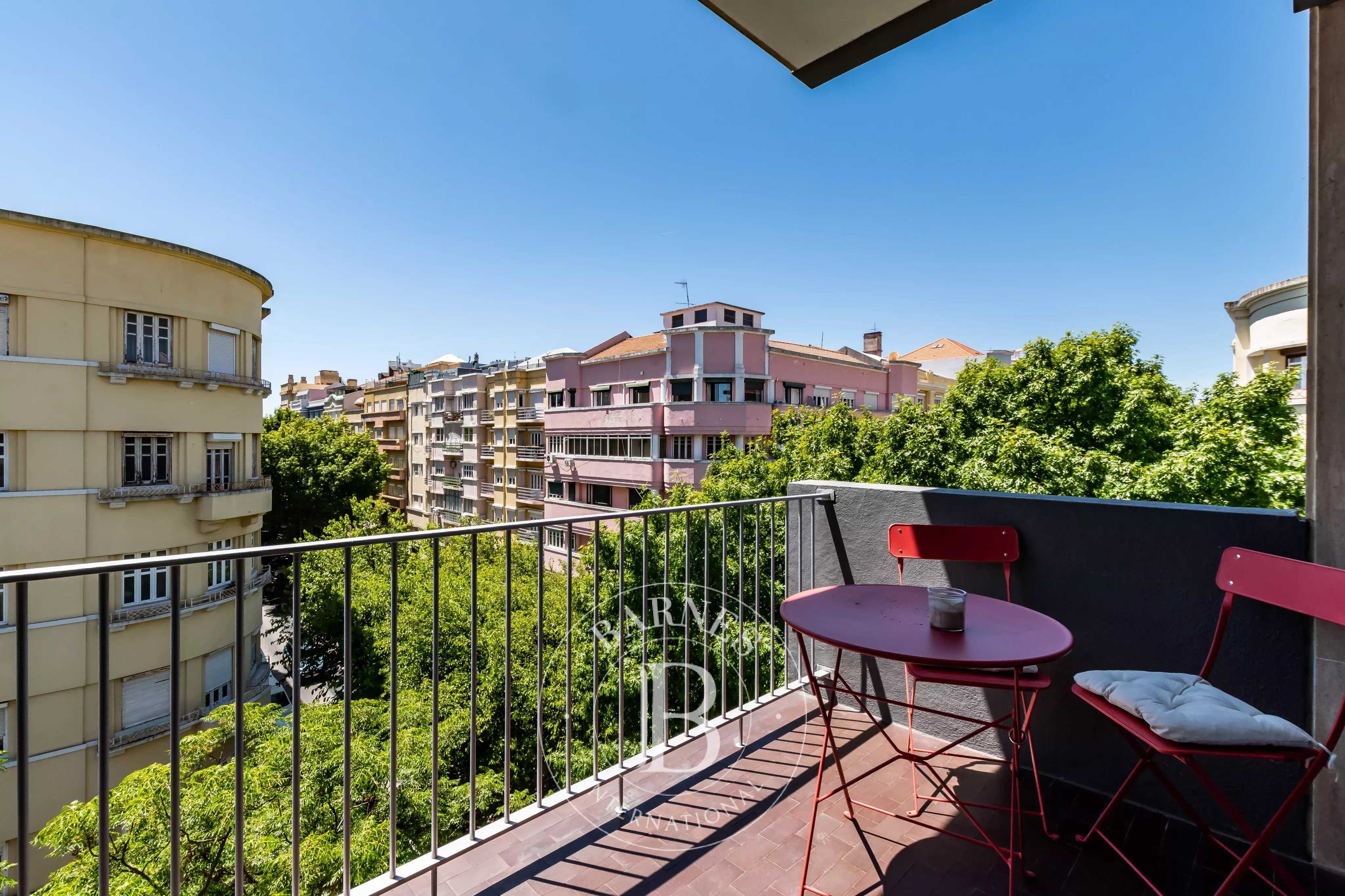 Avenidas Novas  - Appartement 5 Pi&egrave;ces 4 Chambres