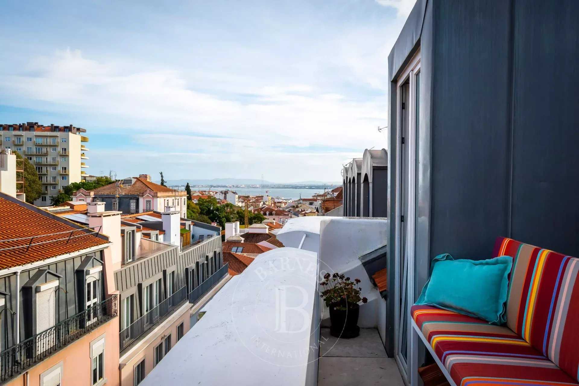 Lisboa  - Appartement 5 Pièces 3 Chambres