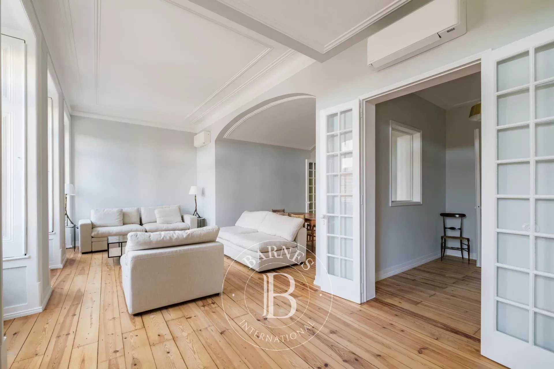 Santa Maria Maior  - Building 7 Bedrooms