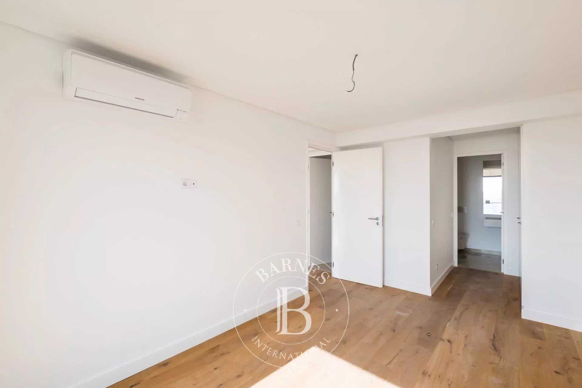 Graça  - Appartement 4 Pièces 3 Chambres
