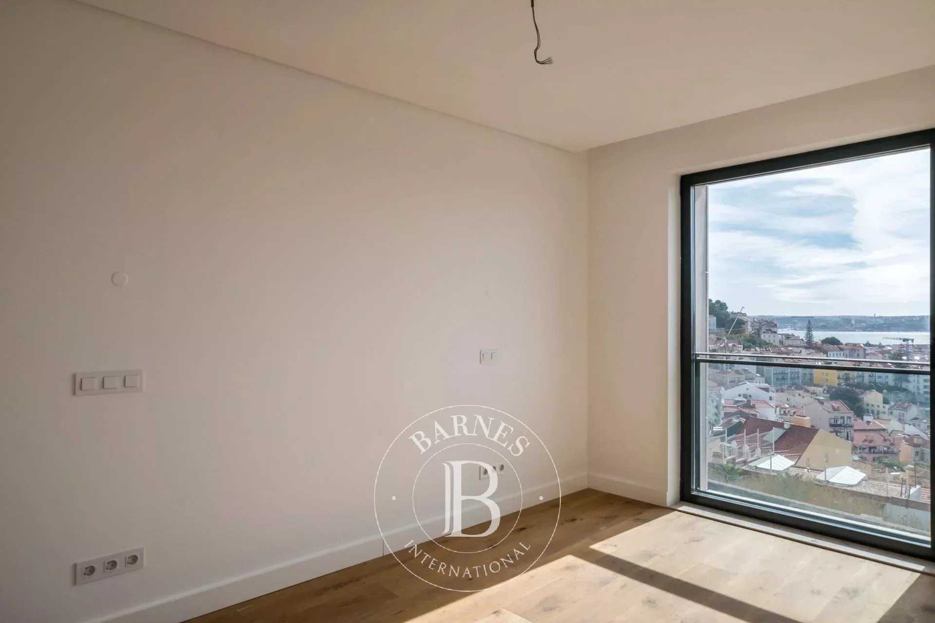 Graça  - Appartement 4 Pièces 3 Chambres